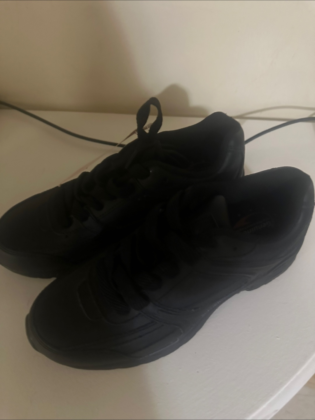 Genuine Grip Black Shoes - Men's 4.5W/Women's 6W - photo 2