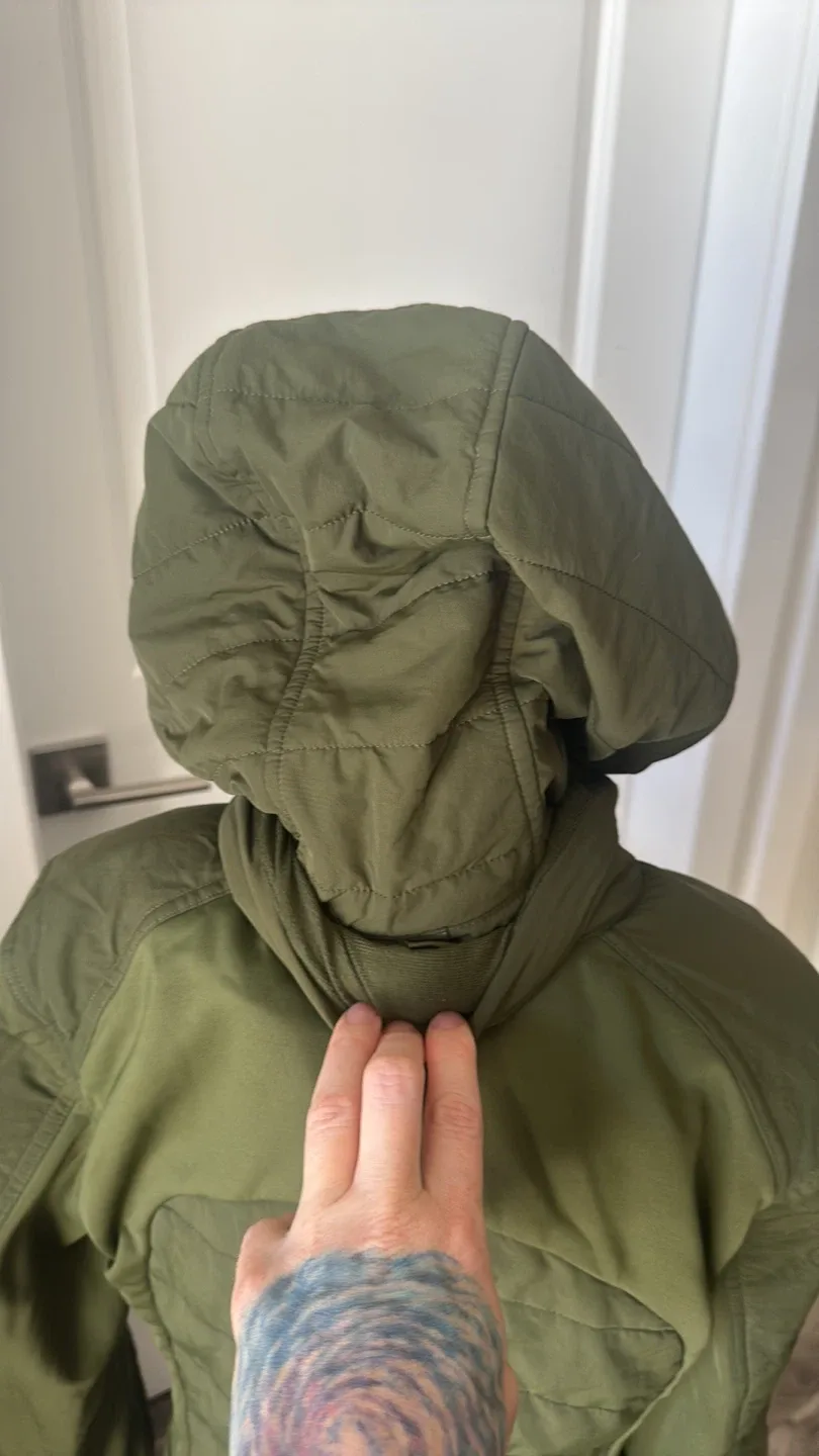 Lululemon light jacket with removable hood & front insert image indicator(4)