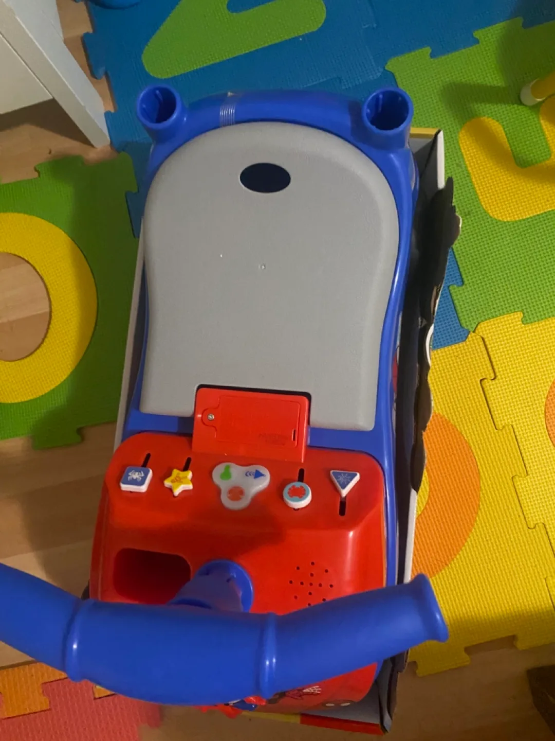 Kiddieland Spidey & Friends Lights 'n' Sounds Ride-On image indicator(2)