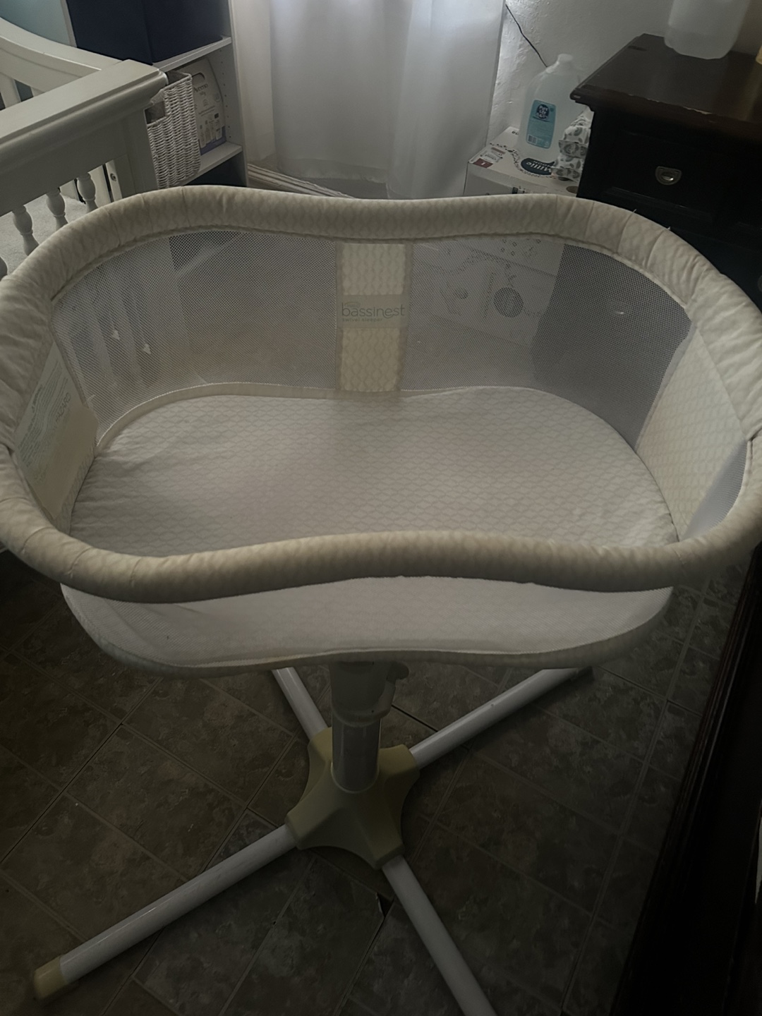 Halo BassiNest Swivel Sleeper