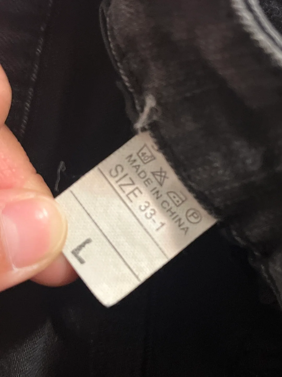 Black Denim Shorts Size 33-1 image indicator(2)