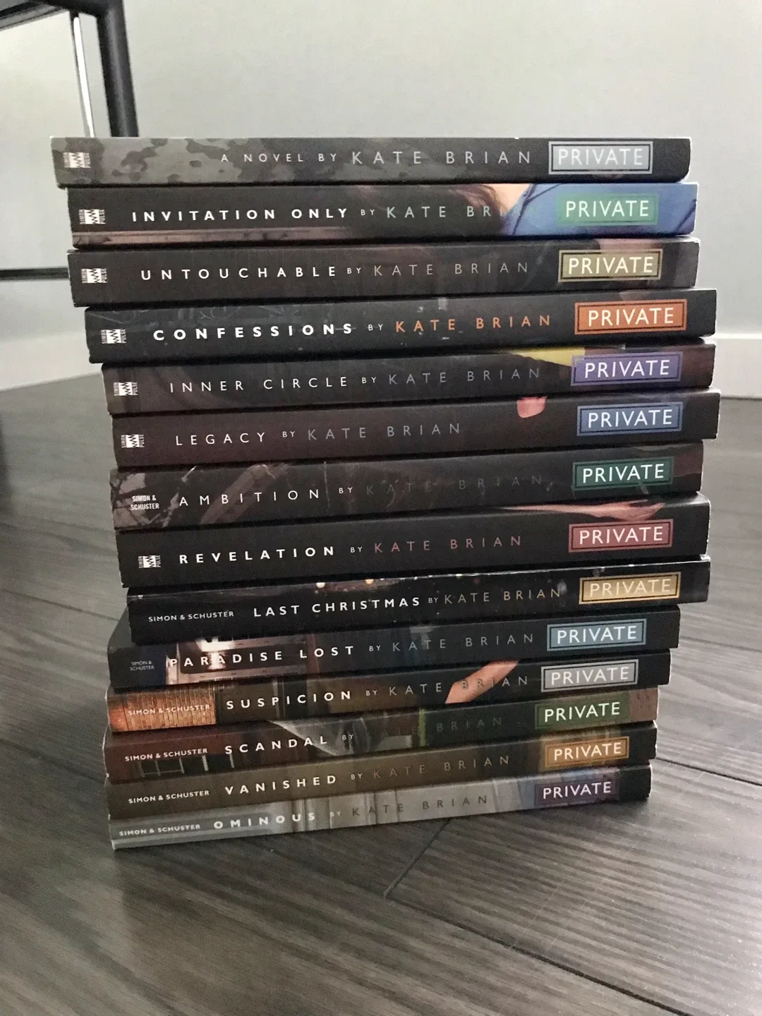 Private Series by Kate Brian - Books collection image indicator(4)