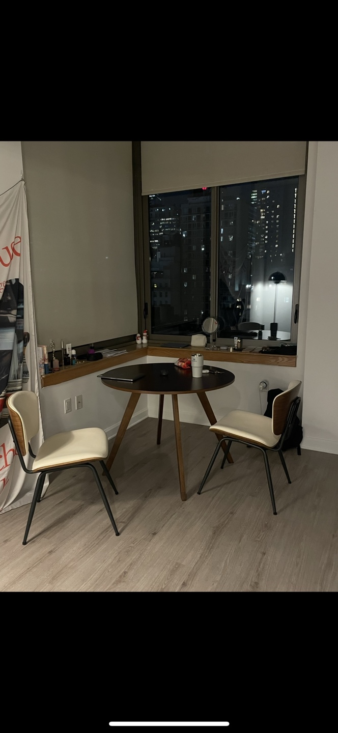 wood dining table - photo 2