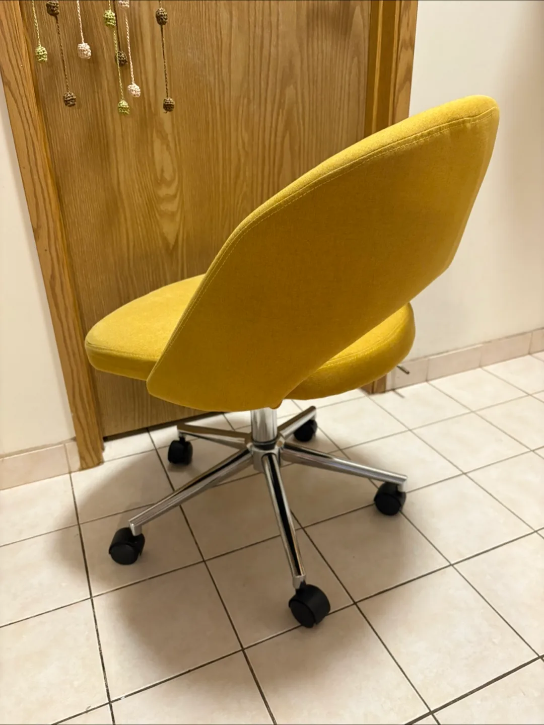Yellow Swivel Desk Chair image indicator(2)