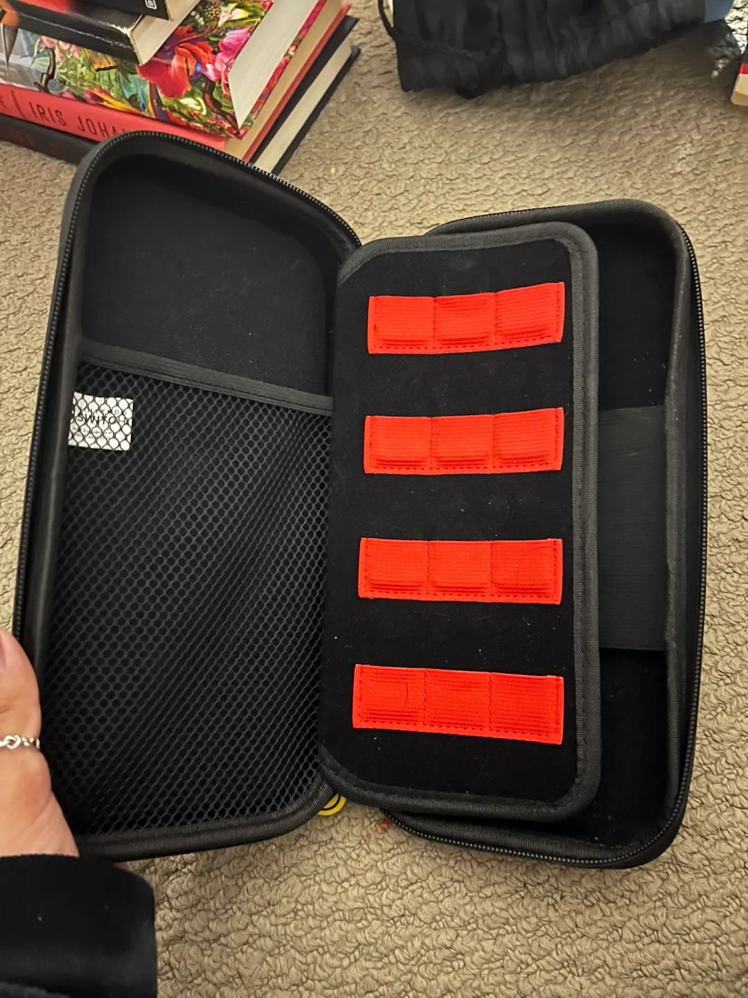 Super Mario Nintendo Switch Carrying Case image indicator(2)