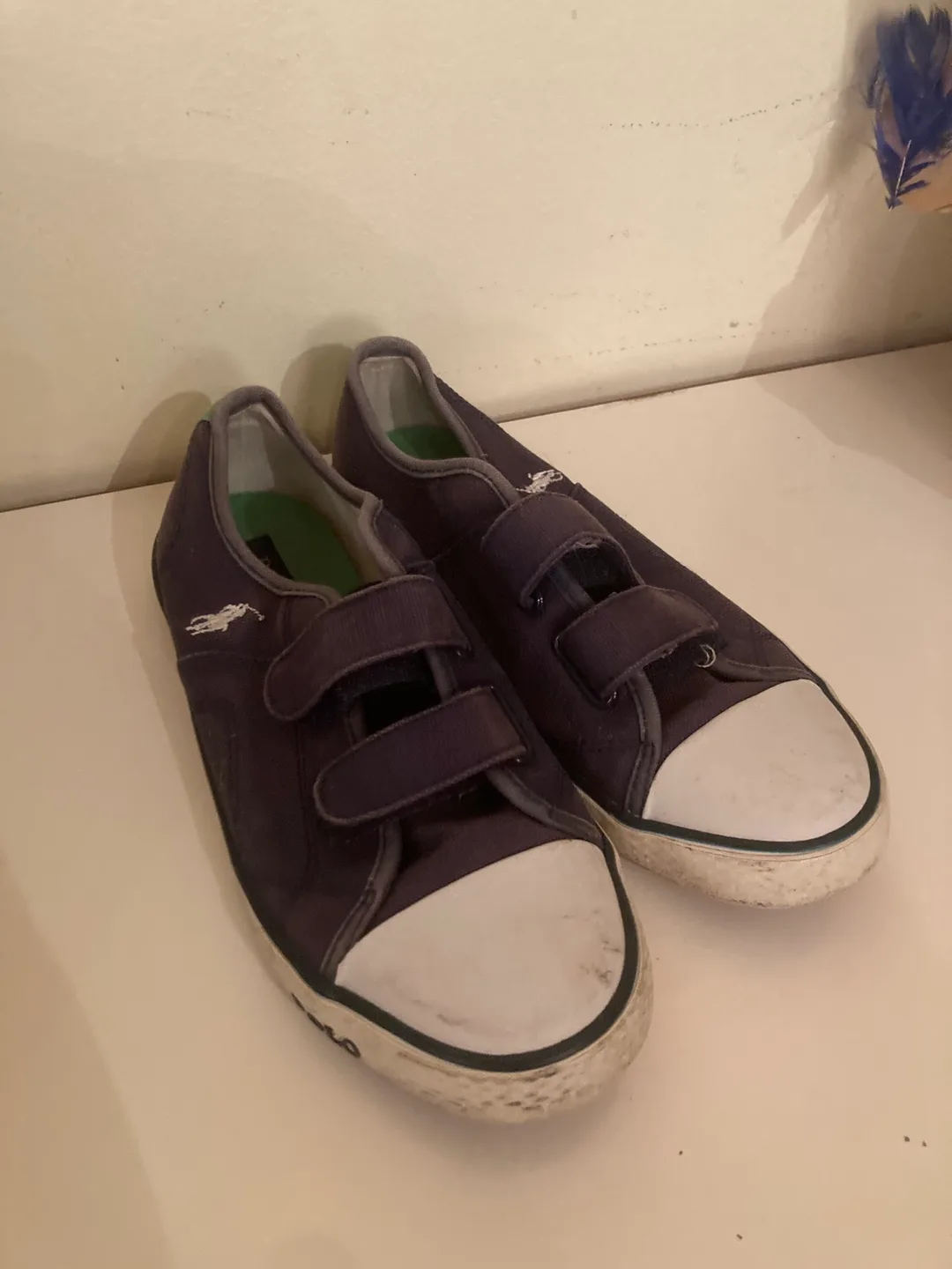 Ralph Lauren Kids Sneakers Size 1 1/2 thumbnail