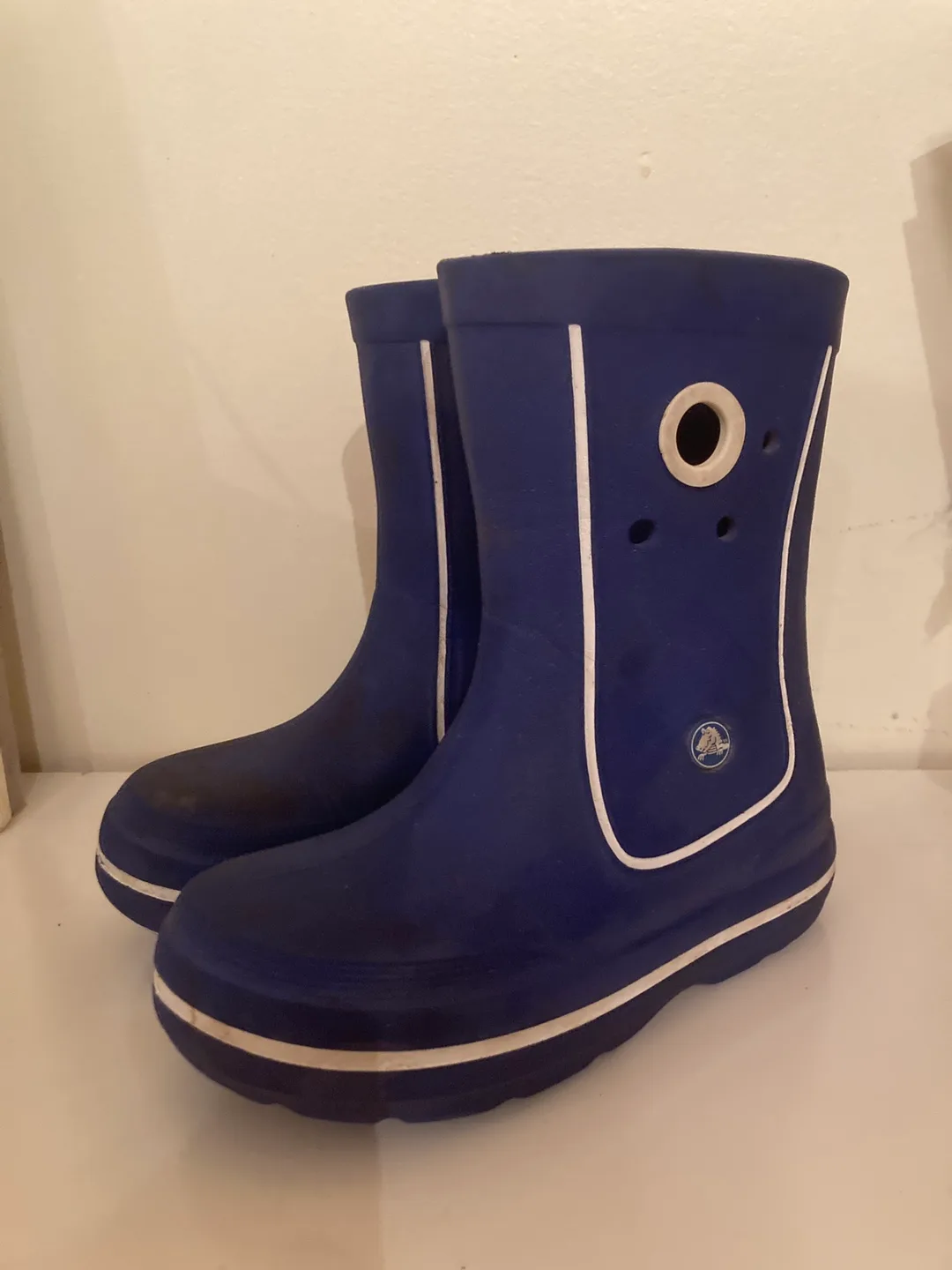 Crocs Kids' Handle Rain Boots, Size J2 thumbnail