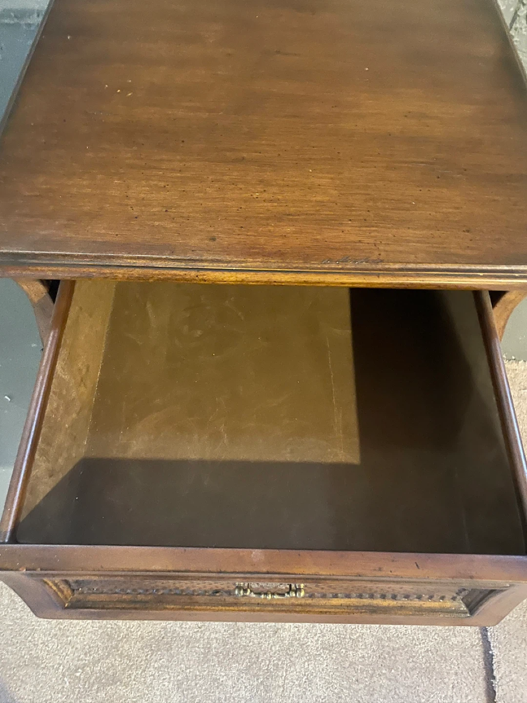 Coffee table + one side table - photo 4