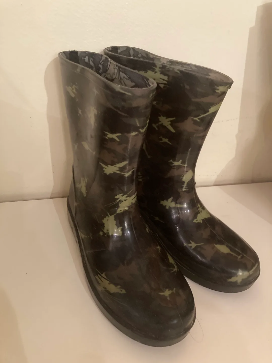Camouflage Rain Boots size Youth 1 thumbnail
