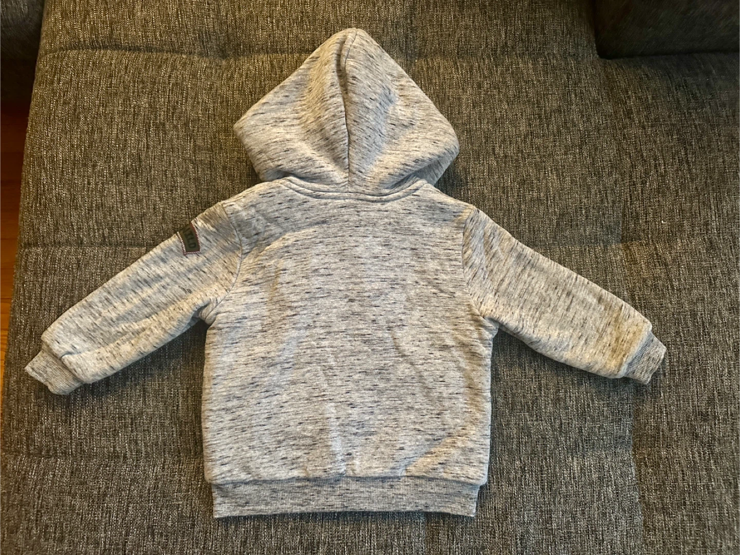 George Baby Hoodie - Size 18-24M - photo 4