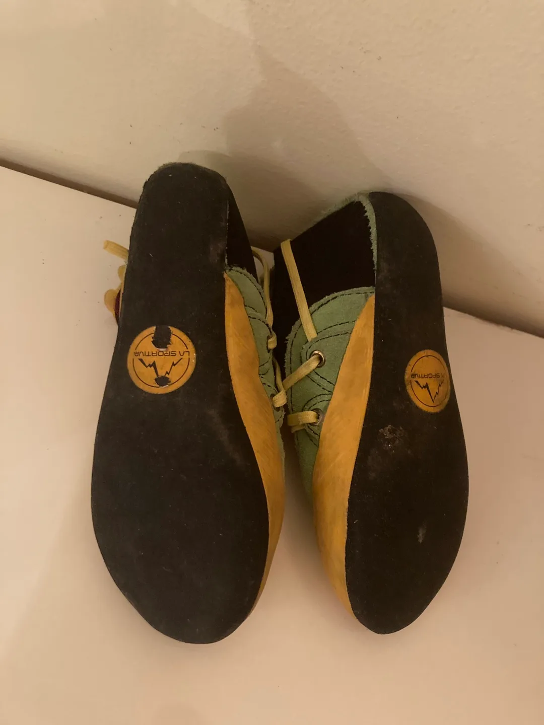 La Sportiva Stickit Climbing kids toddler Shoes Size 12-13 image indicator(2)