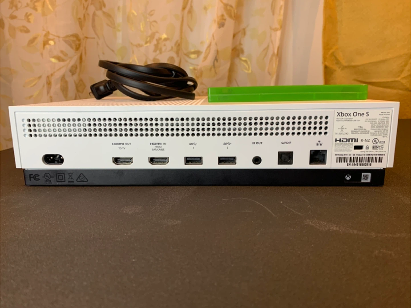Xbox One S avec jeu inclus – À récupérer aujourd’hui - photo 3