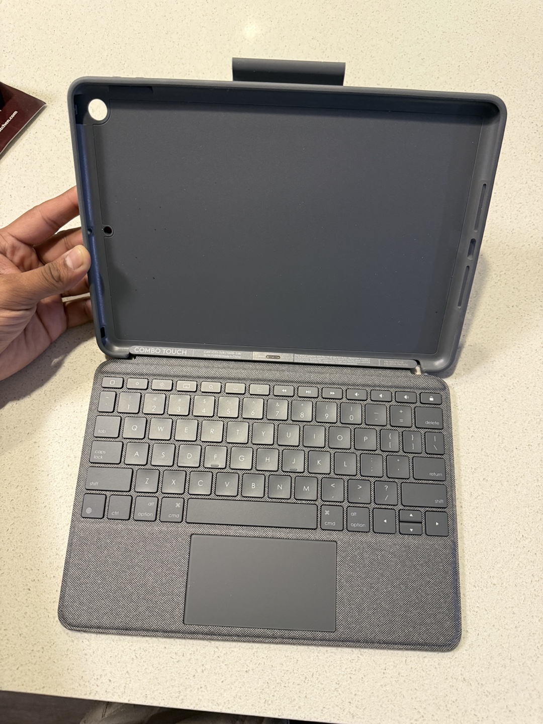 Logitech Combo Touch iPad (7th/8th/9th gen) Keyboard Case