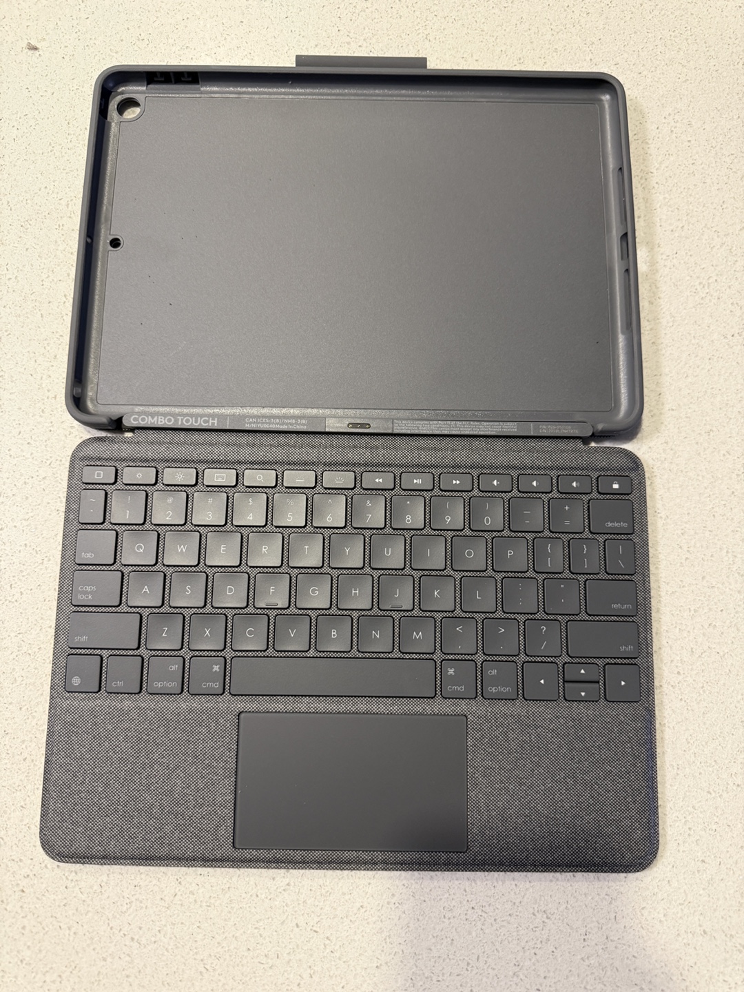 Logitech Combo Touch iPad (7th/8th/9th gen) Keyboard Case - photo 2