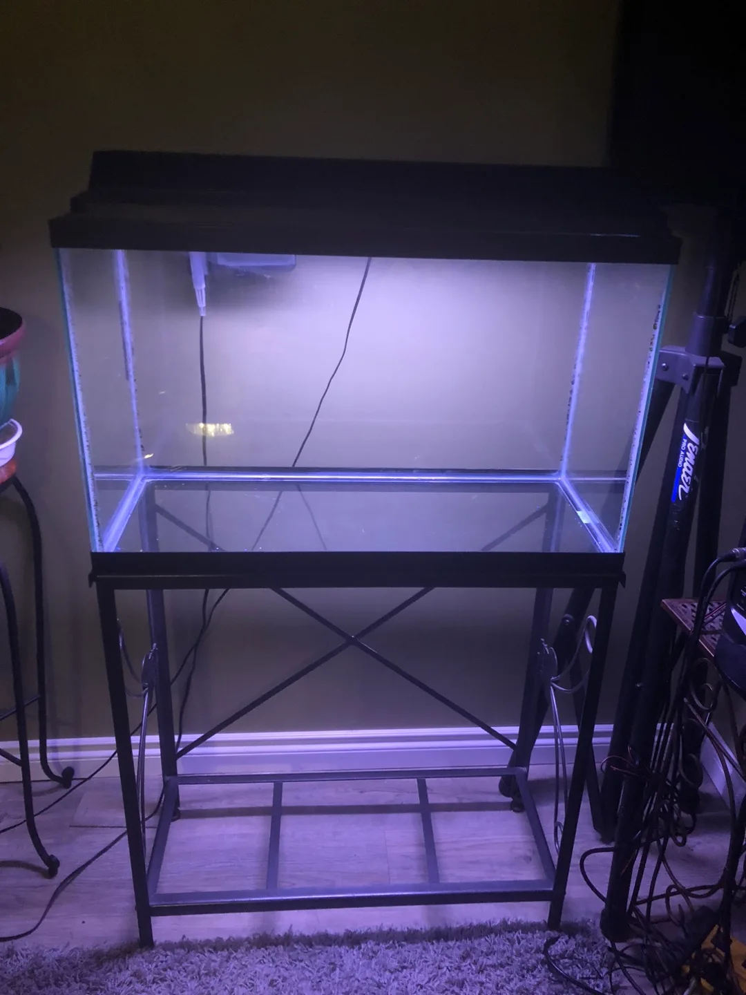 Aquarium with Stand 30 gallons with accessories image indicator(3)