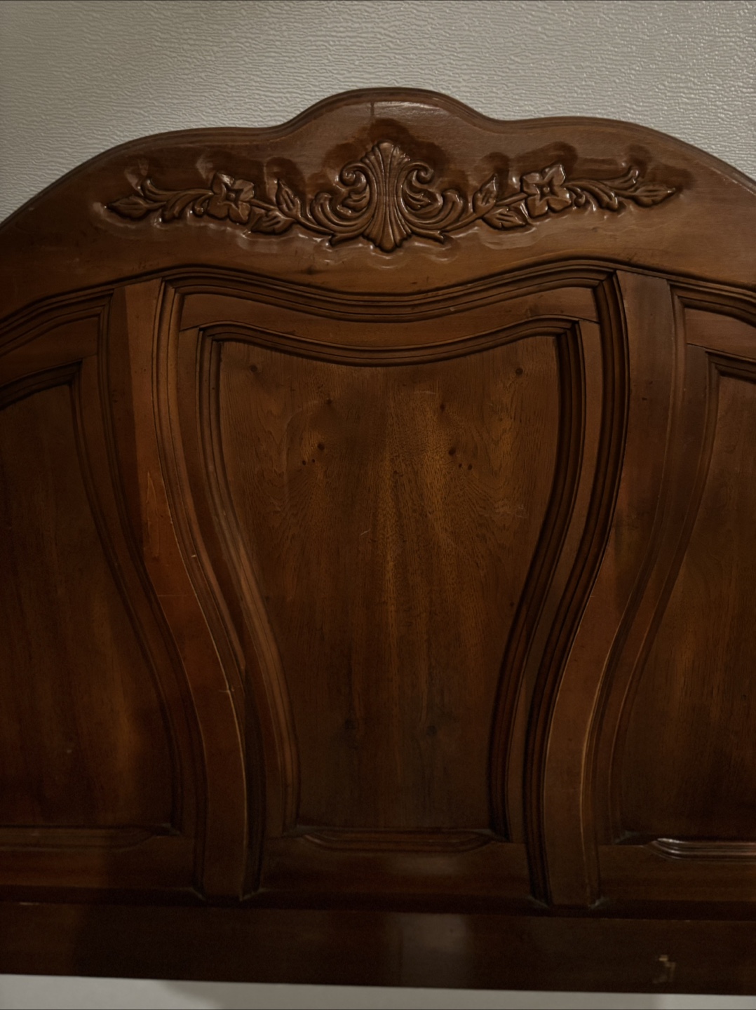Vintage Brown Wood Bedroom Set - photo 5