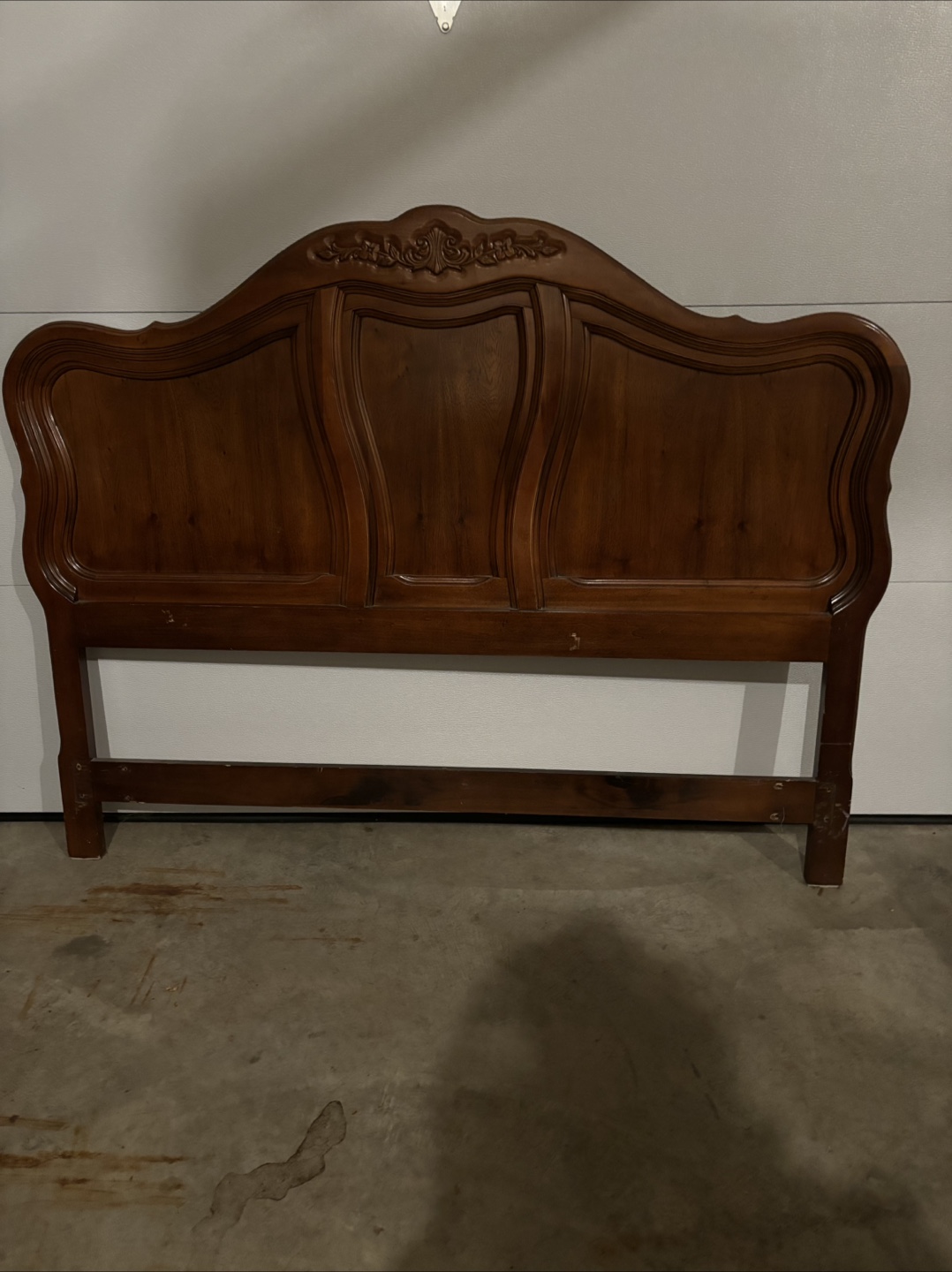 Vintage Brown Wood Bedroom Set - photo 4
