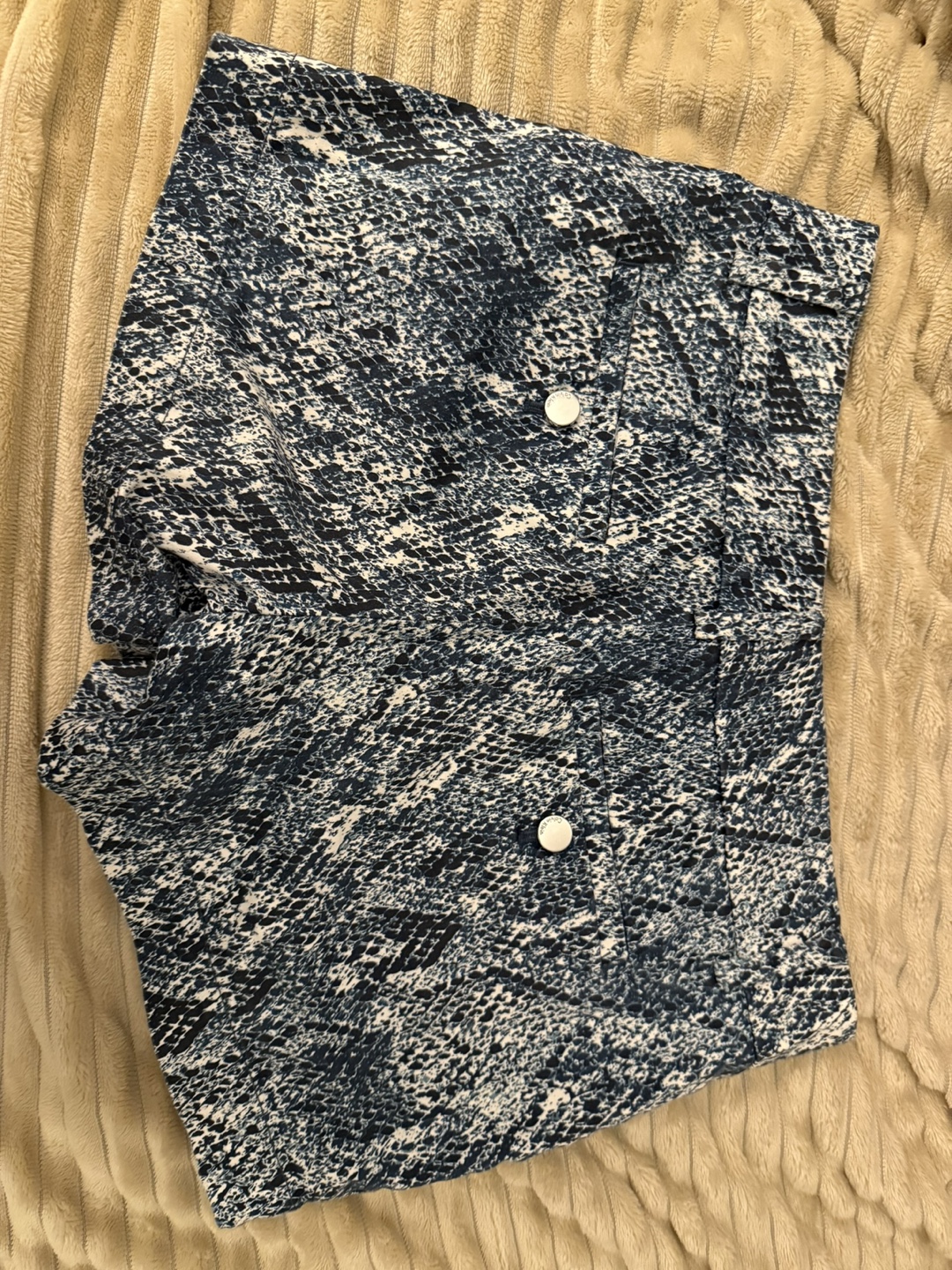 Calvin Klein Blue Patterned Shorts - Size 0 - photo 3