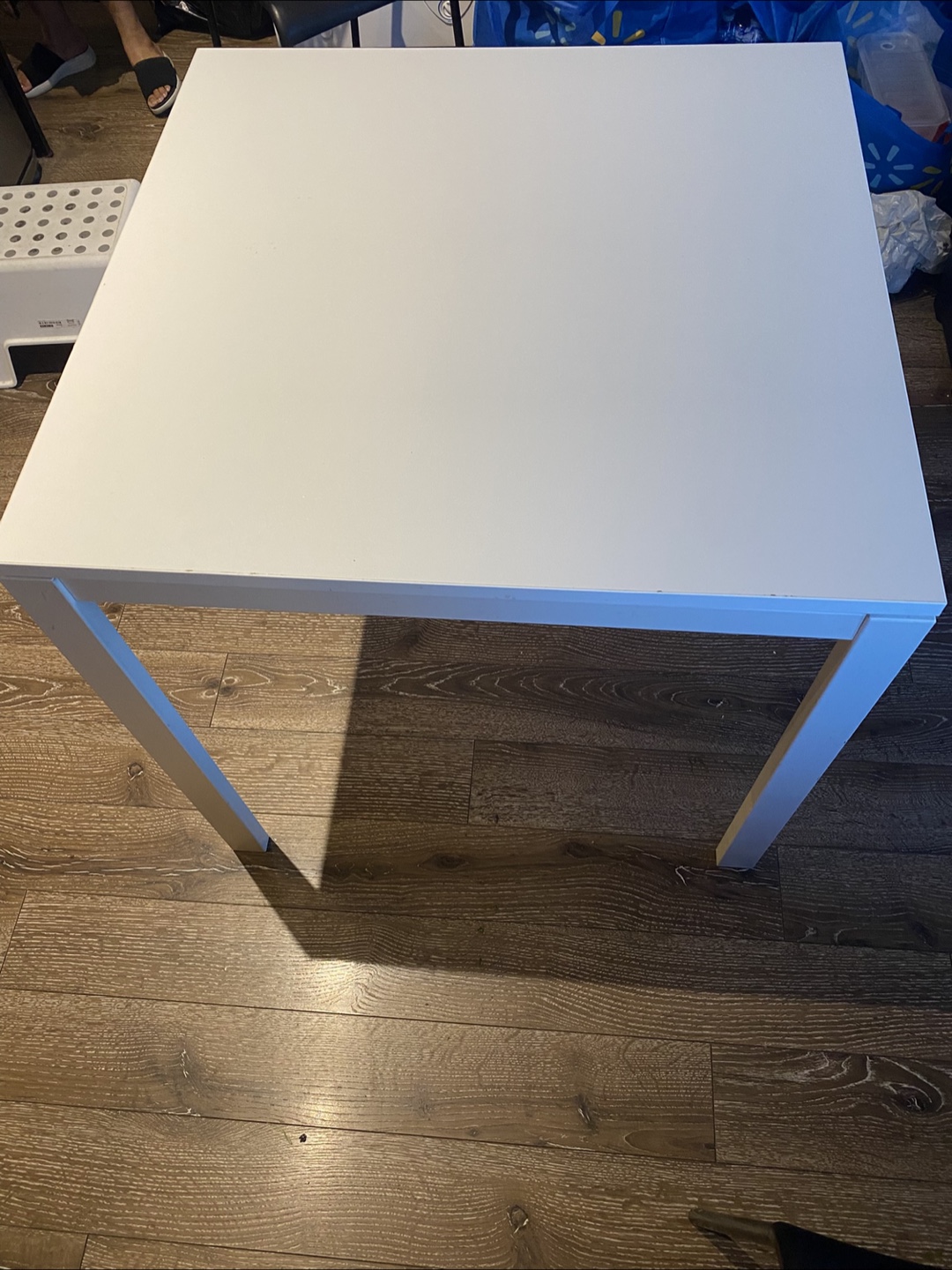 White Square Table - IKEA - photo 2