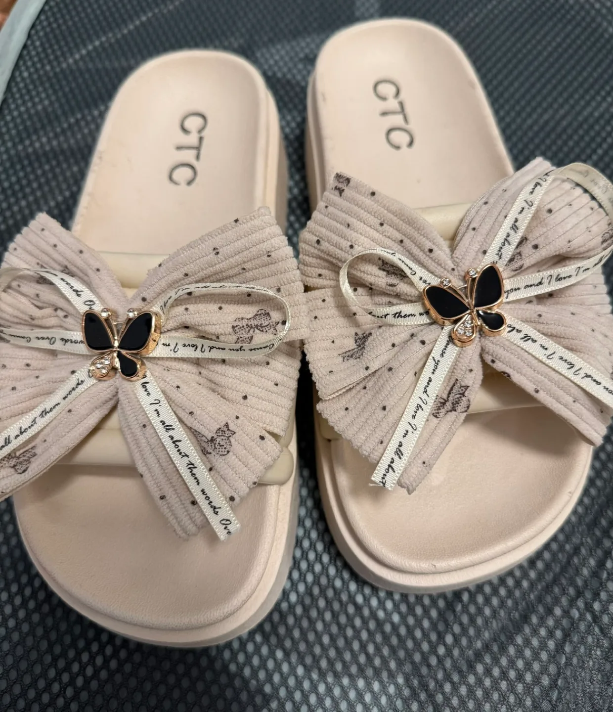 CTC Butterfly Bow Slides thumbnail