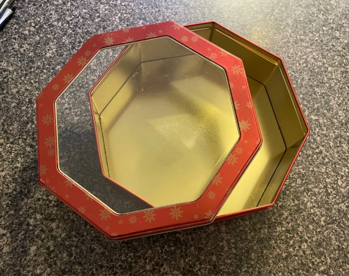 Decorative Holiday Tin image indicator(3)