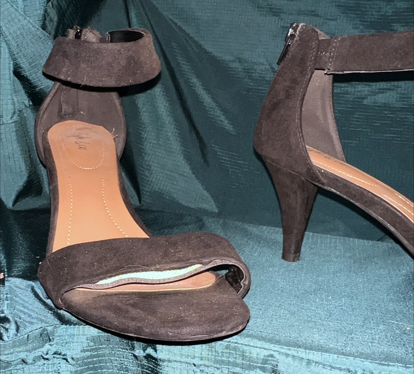 Style & Co. Black Suede Heels - Size 8.5W - photo 5