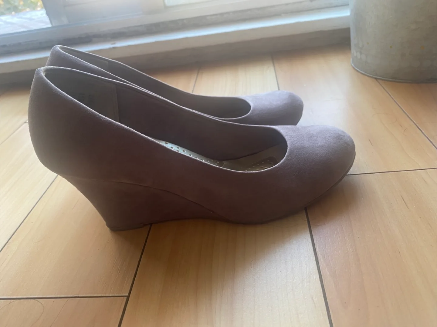 Comfort Plus by Predictions Wedge Heels image indicator(2)