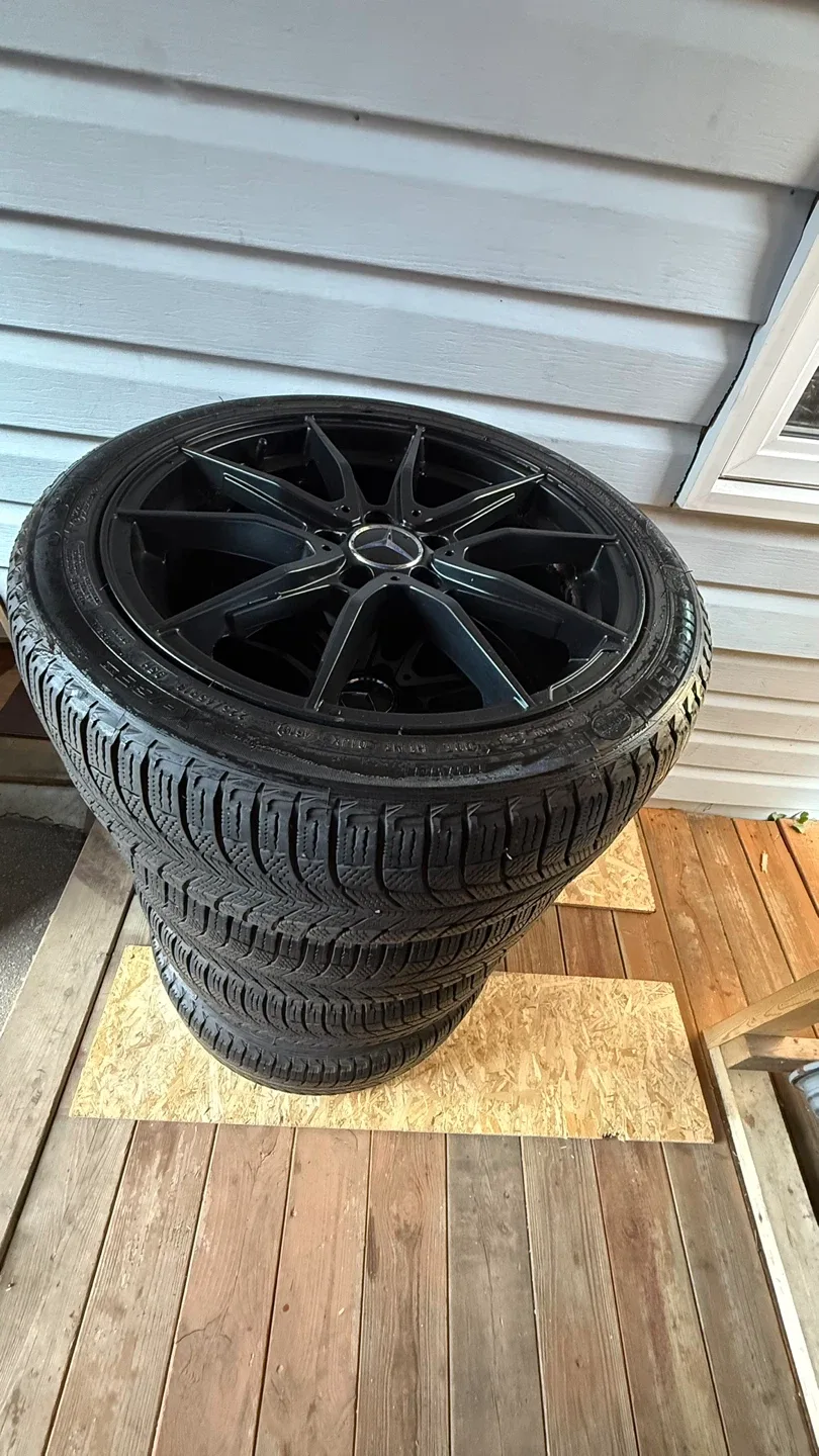 225/45R18 Mercedes-Benz AMG C class rims and winter tires image indicator(5)