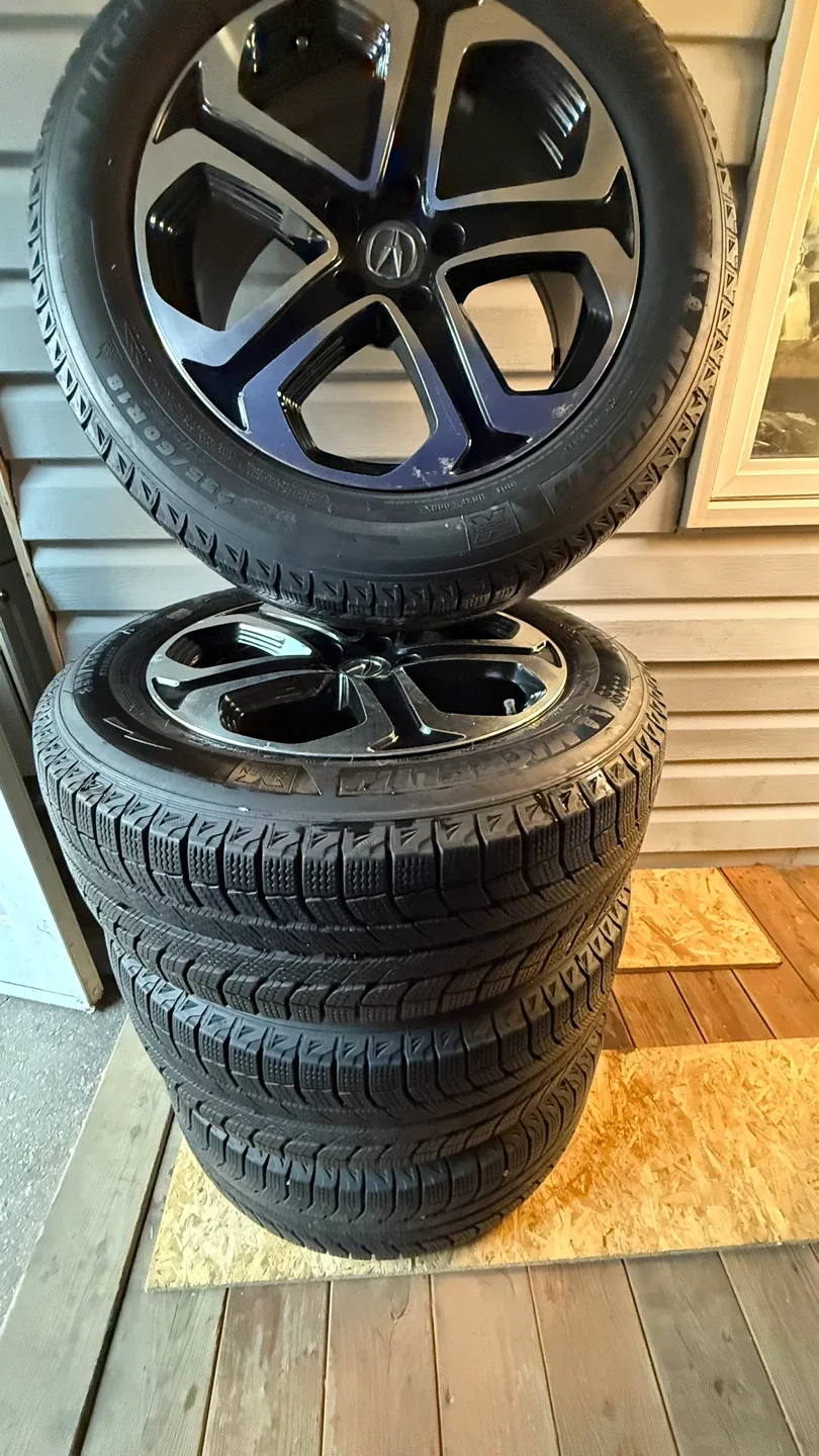 235/60R18 Acura RDX  winter tires with rims image indicator(4)