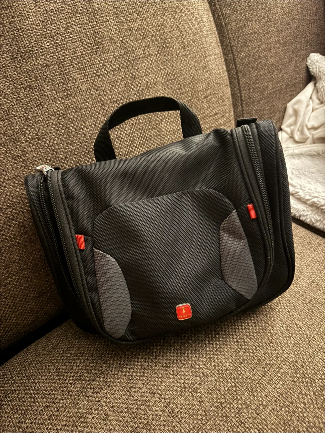 Tracker Toiletry Bag - Black