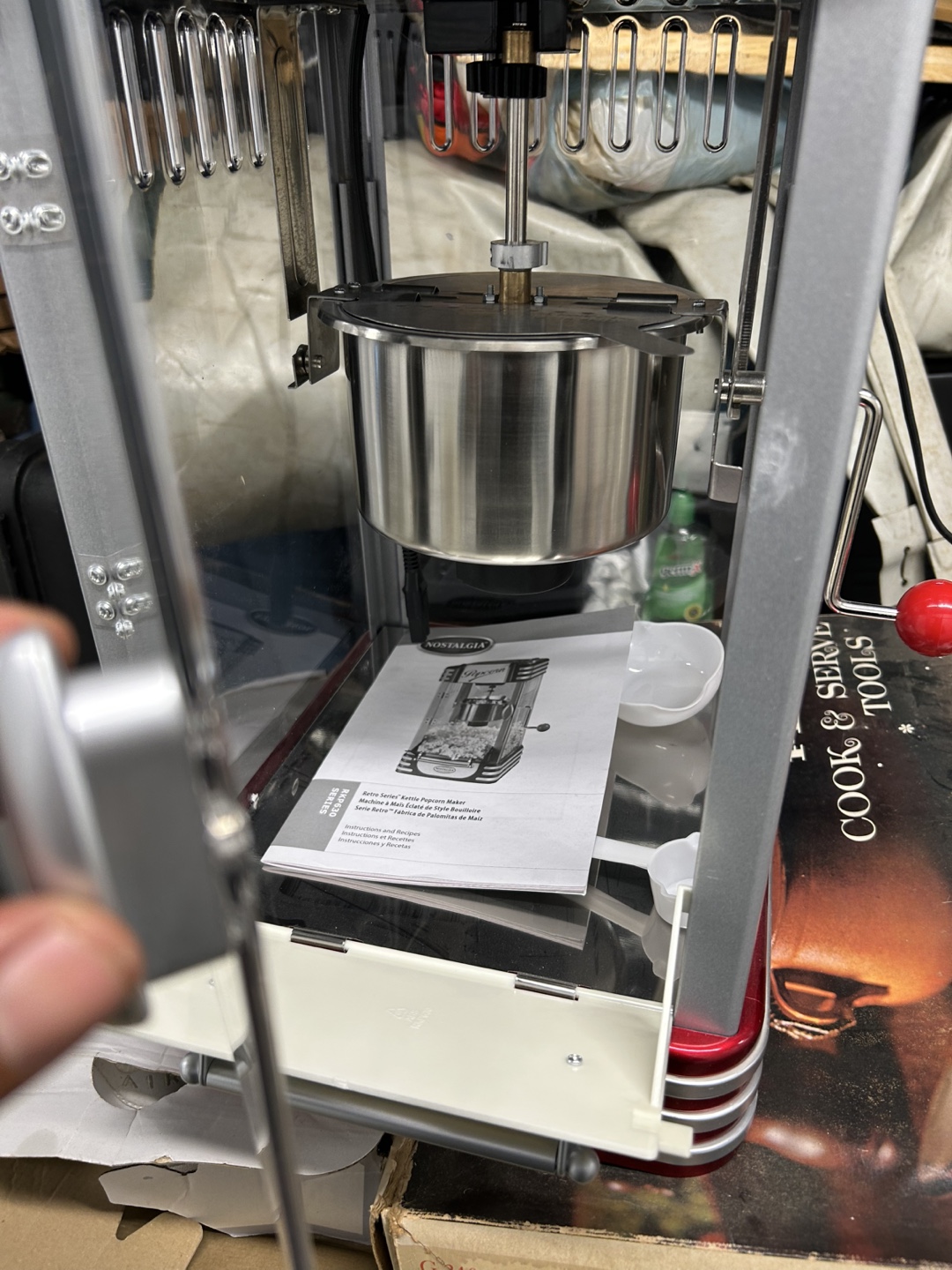 Nostalgia RKP630 Retro Series Kettle Popcorn Maker - photo 5