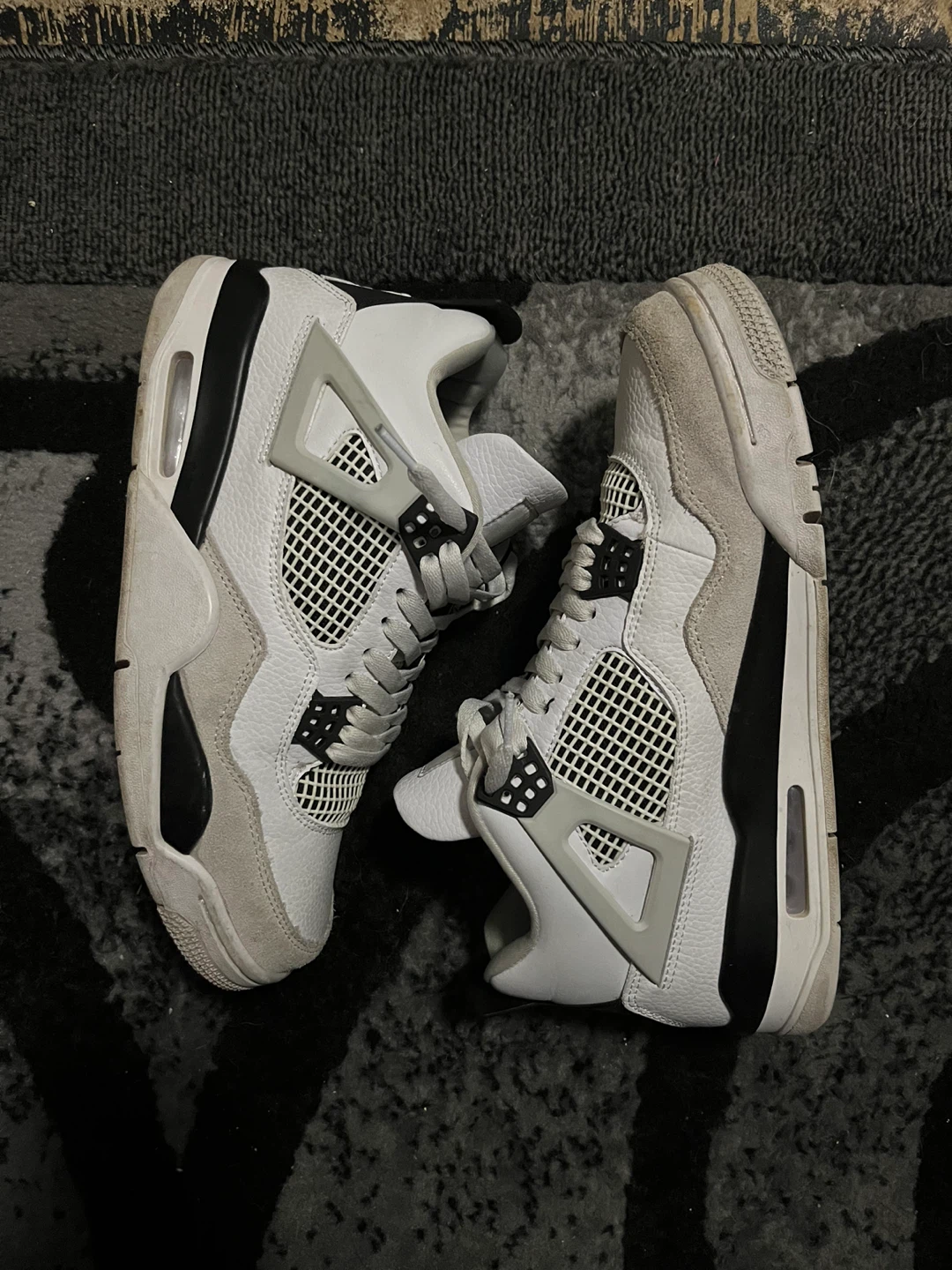 Jordan 4 Military Black (UA)