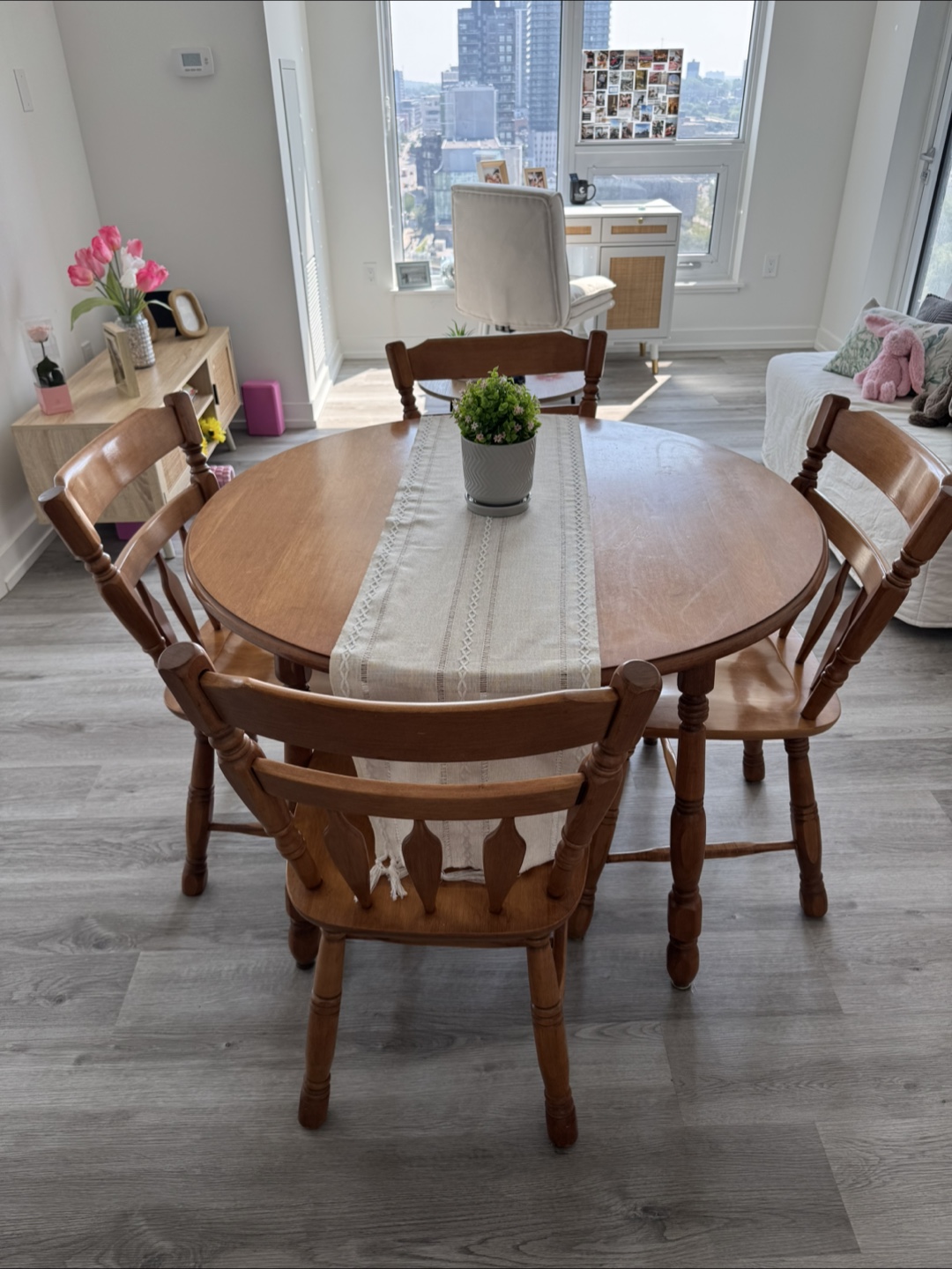 Round Wooden Dining Table with 4 Chairs