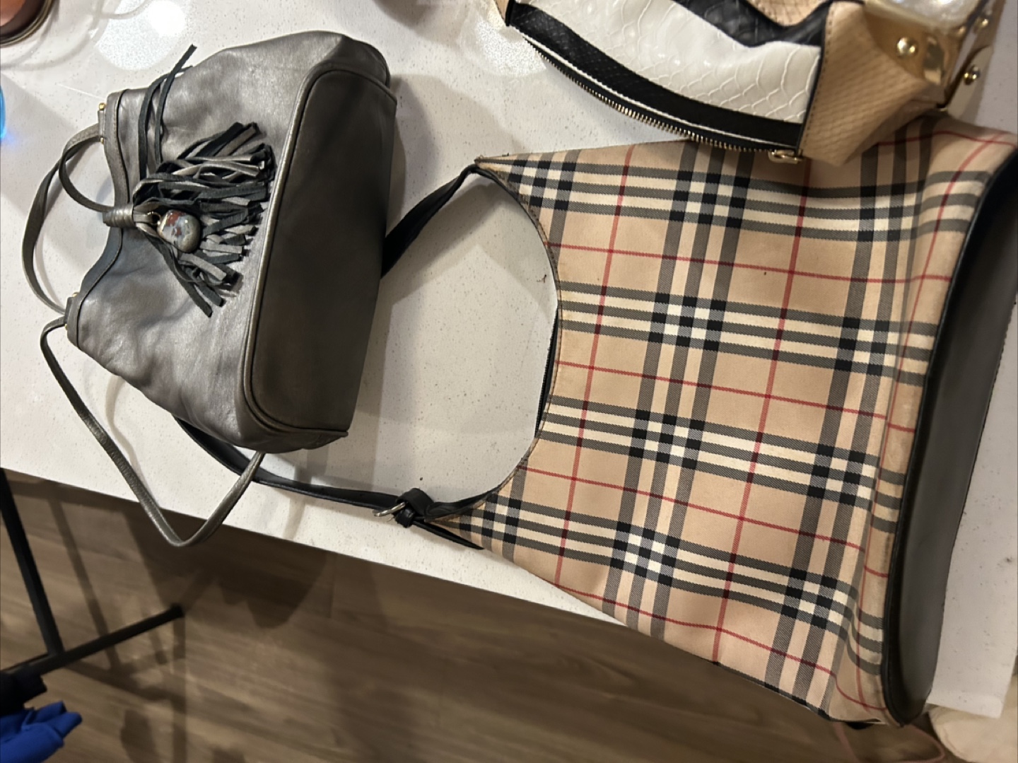 Burberry look Plaid Shoulder Bag with a total lot of six bags - photo 3