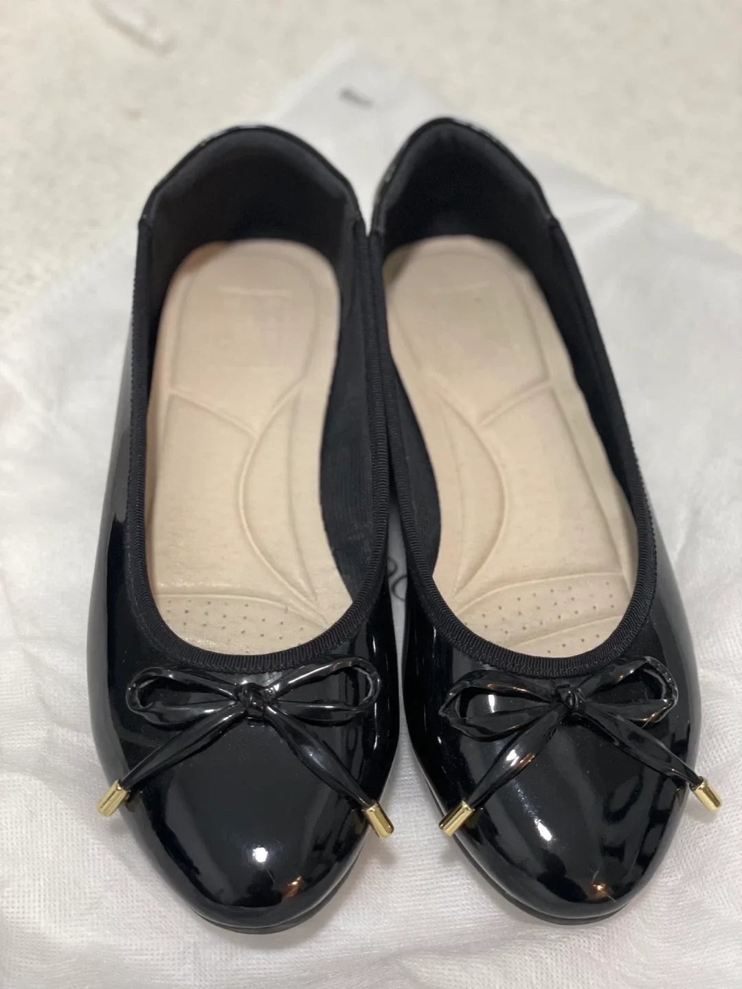 Black Ballet Flats with Bow Detail thumbnail
