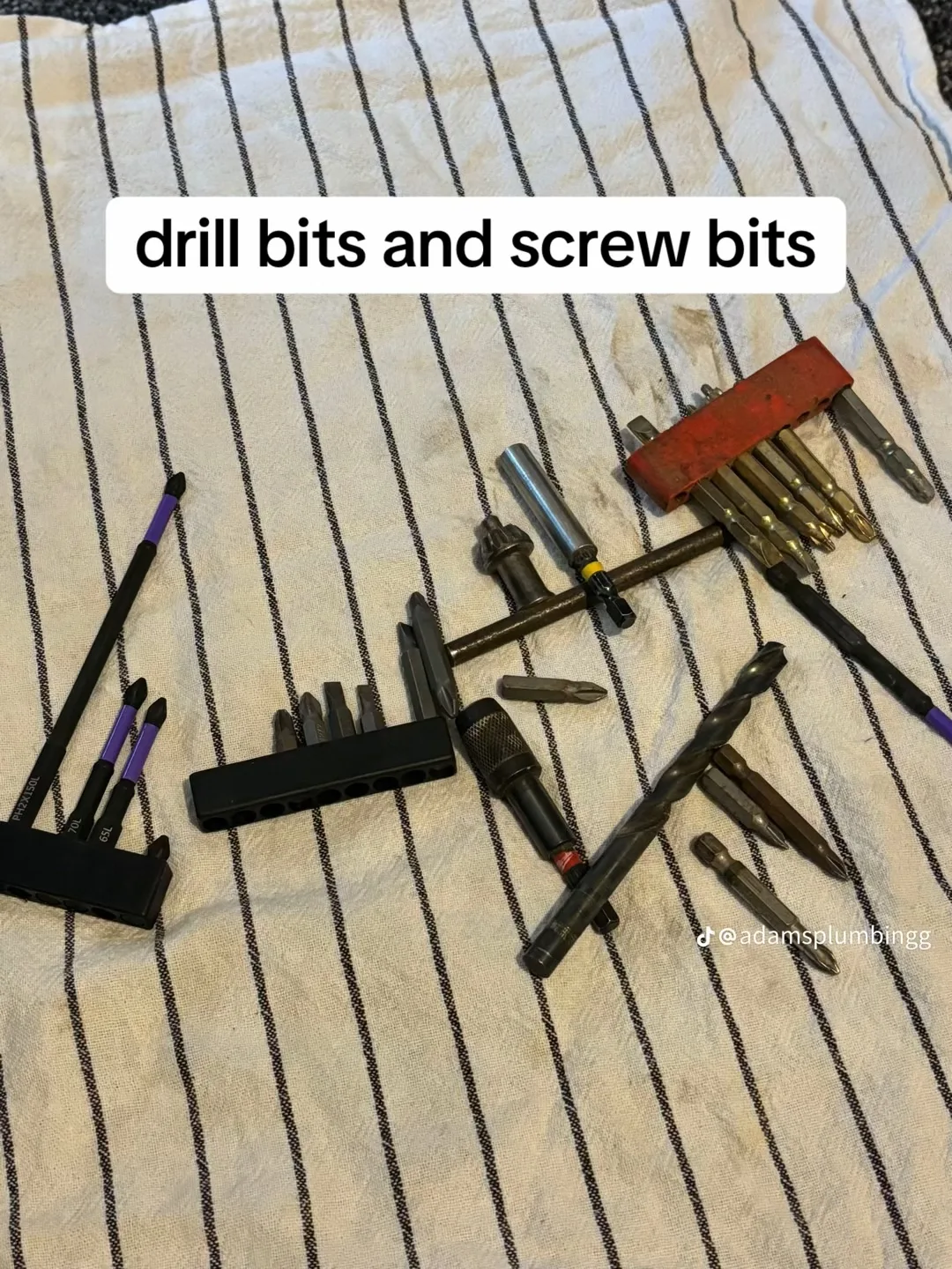 Drill bits and screw bits thumbnail