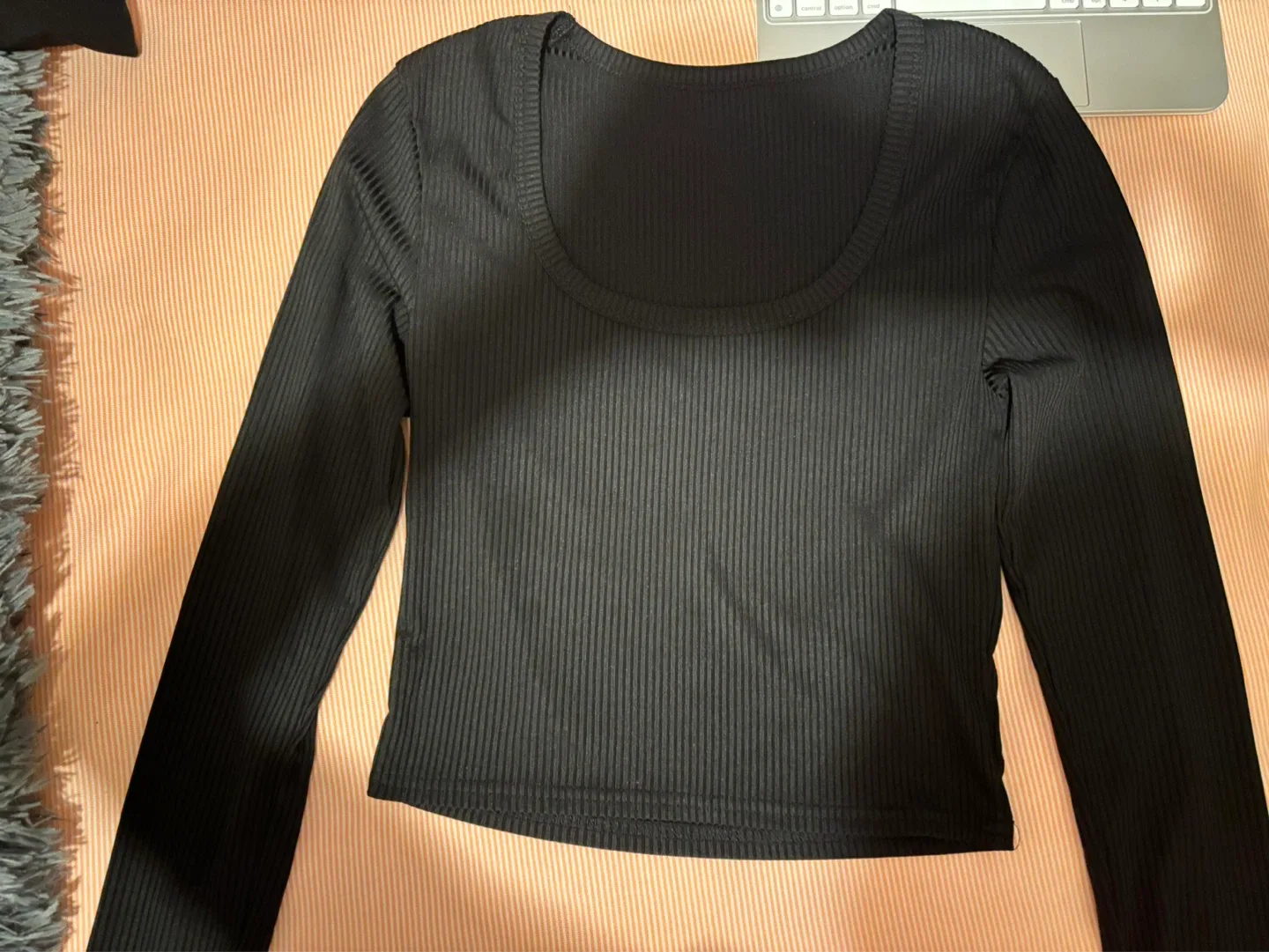 Black Long Sleeve Ribbed Top thumbnail