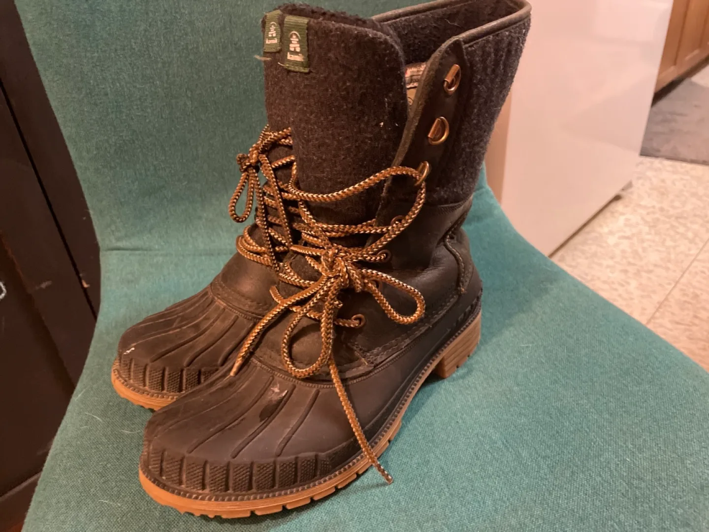 Kamik Black Winter Boots thumbnail