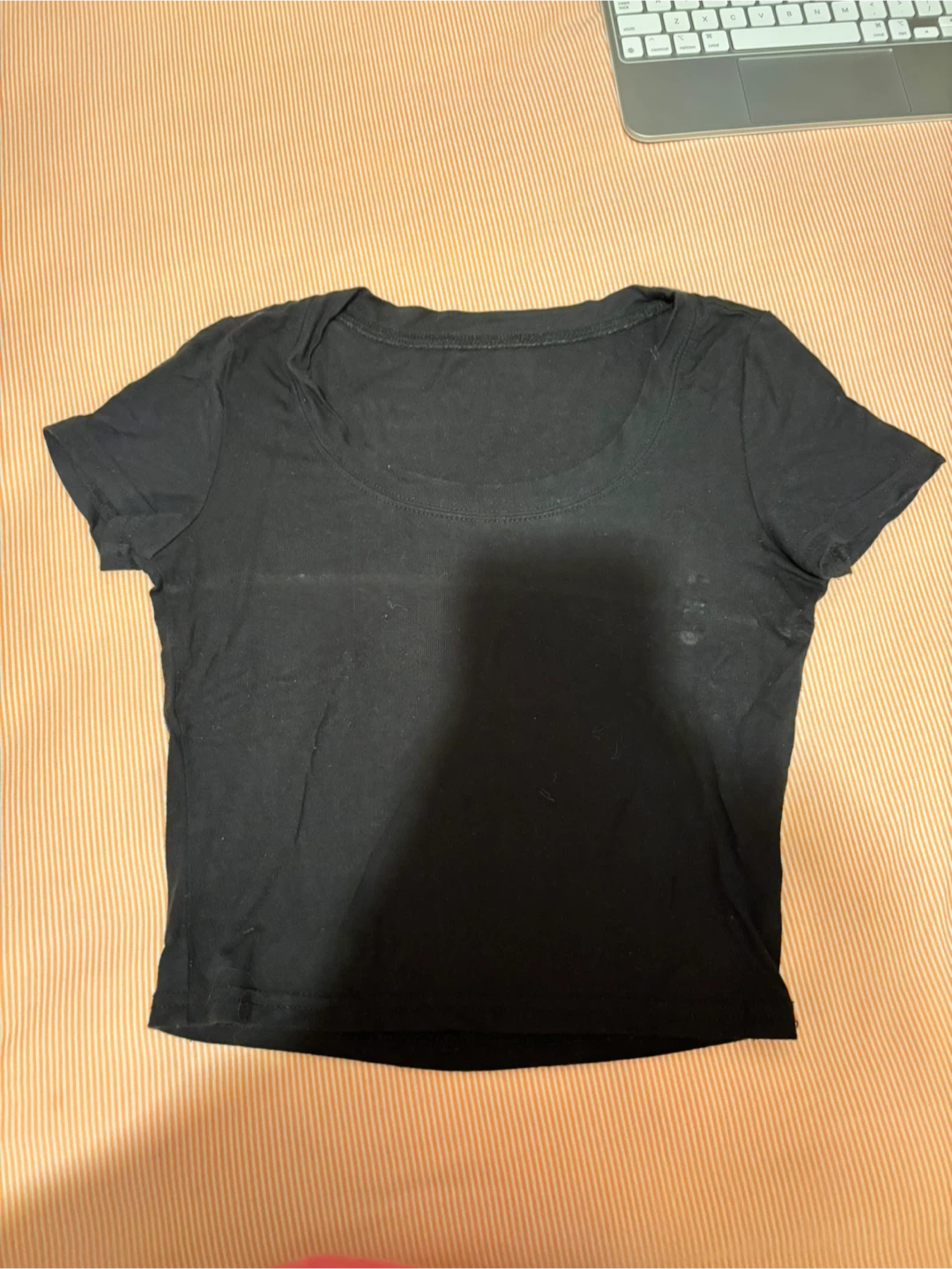 Black Cropped T-Shirt