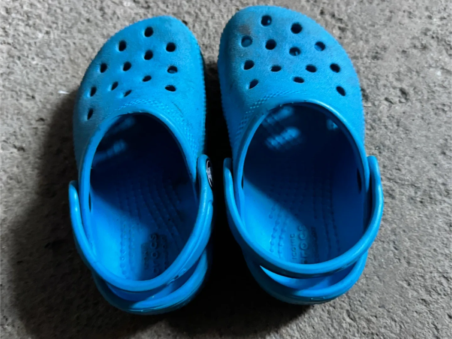 GUC crocs image indicator(2)