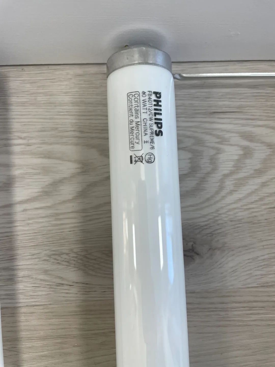 Philips Alto T8 Fluorescent Light Bulbs image indicator(3)