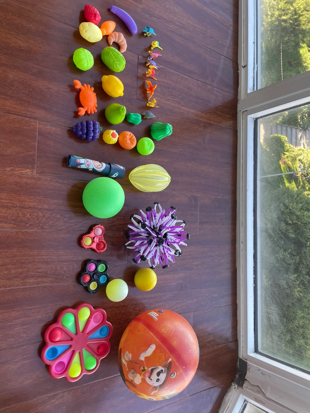 Assorted Kids Toys thumbnail