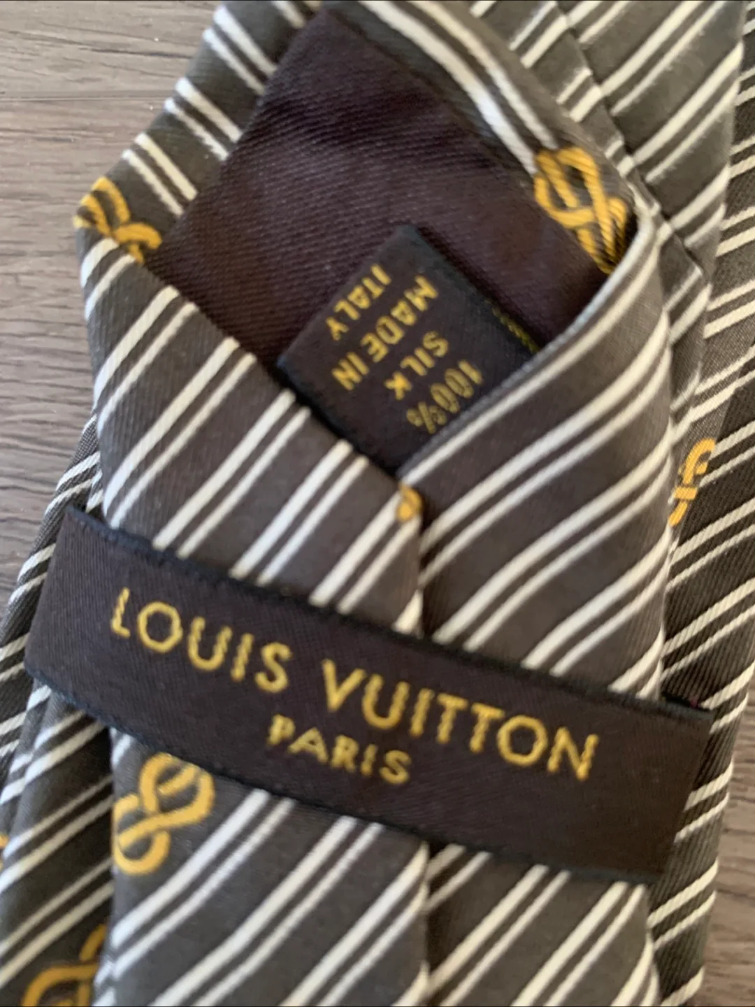 Louis Vuitton 100% Silk Tie thumbnail