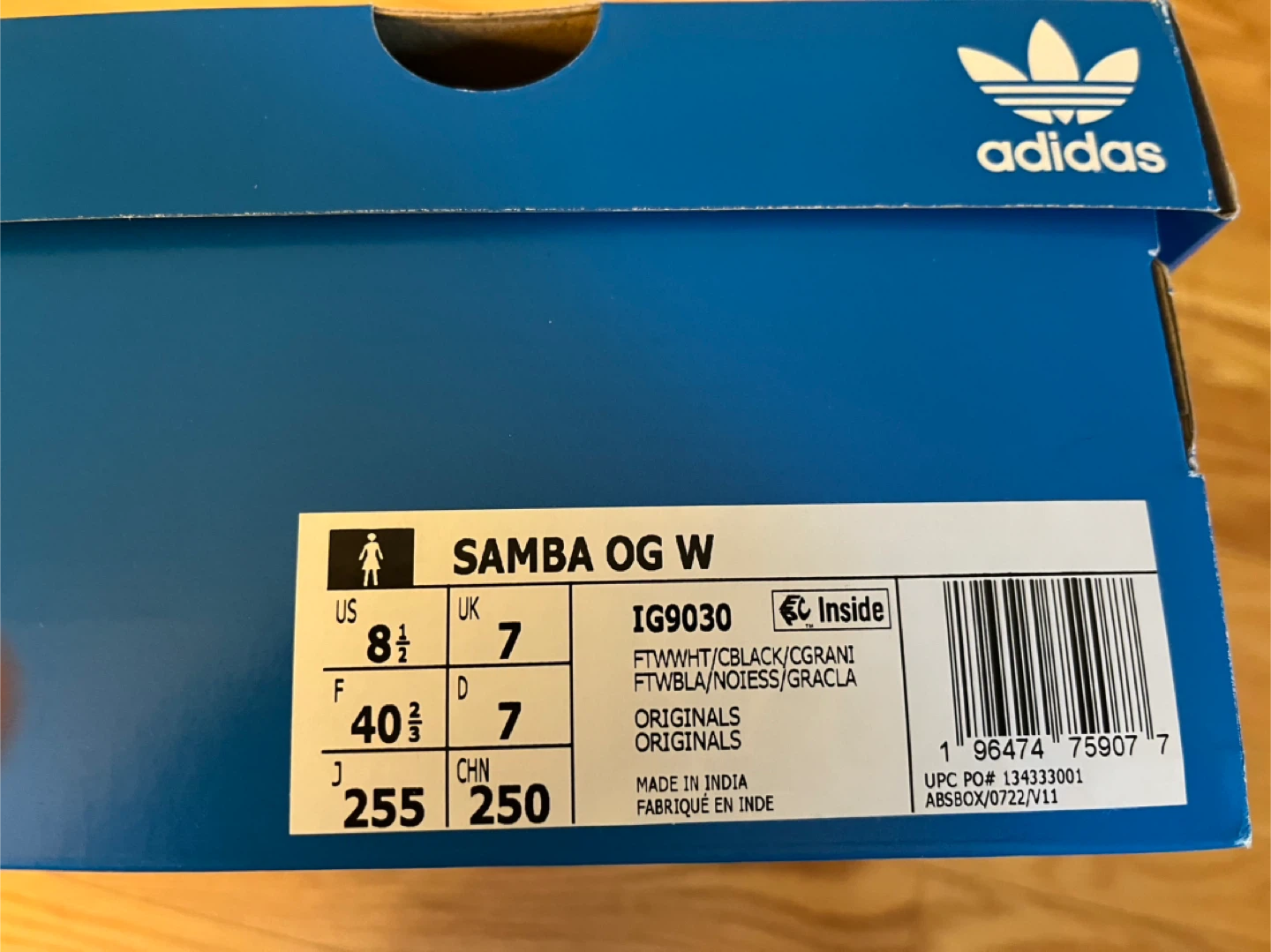 Adidas Sambas - White with Black Stripes - 8.5 W - photo 5