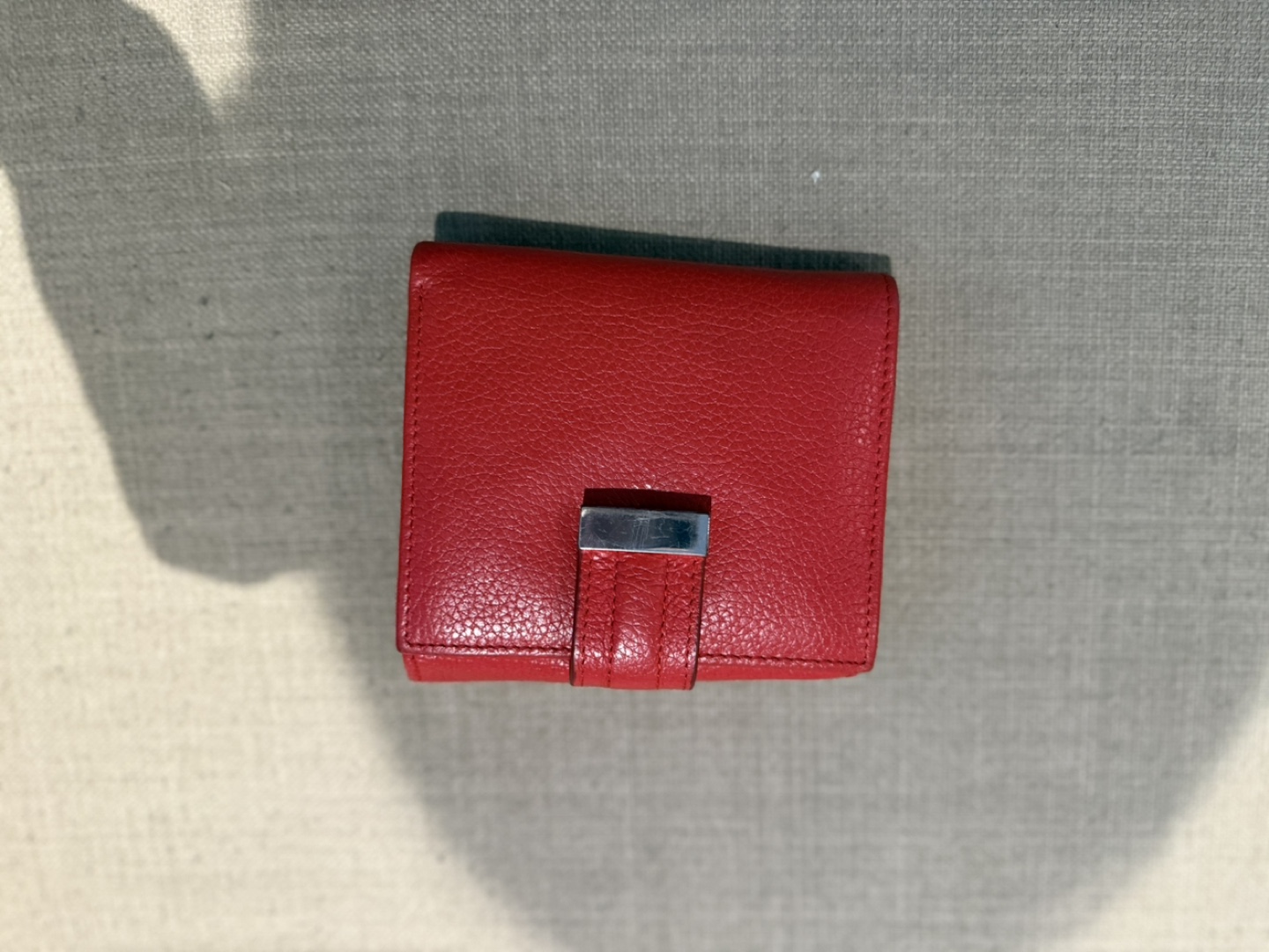 Danier Red Leather Wallet - photo 2