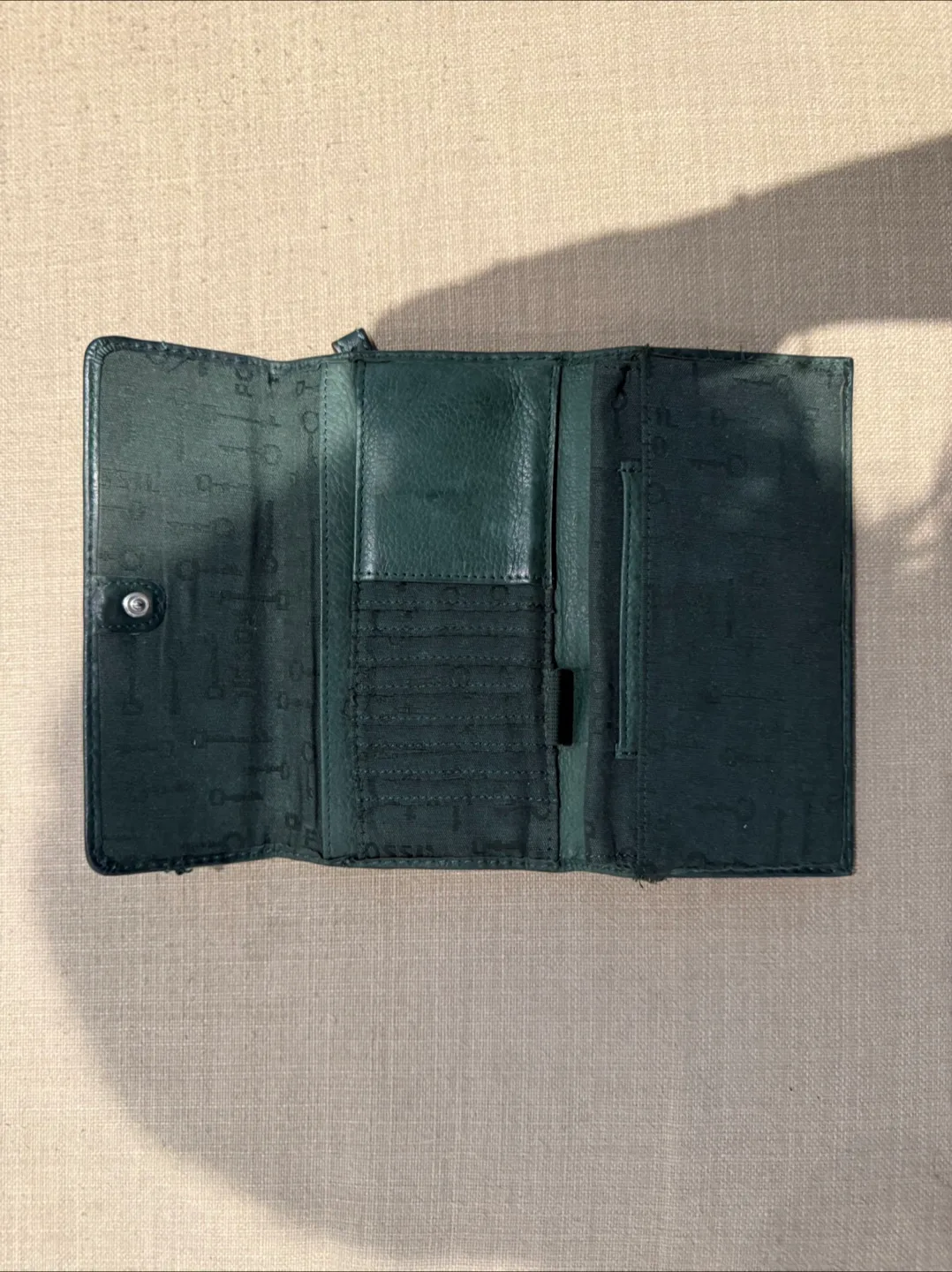 Fossil Leather Wallet - Green image indicator(2)
