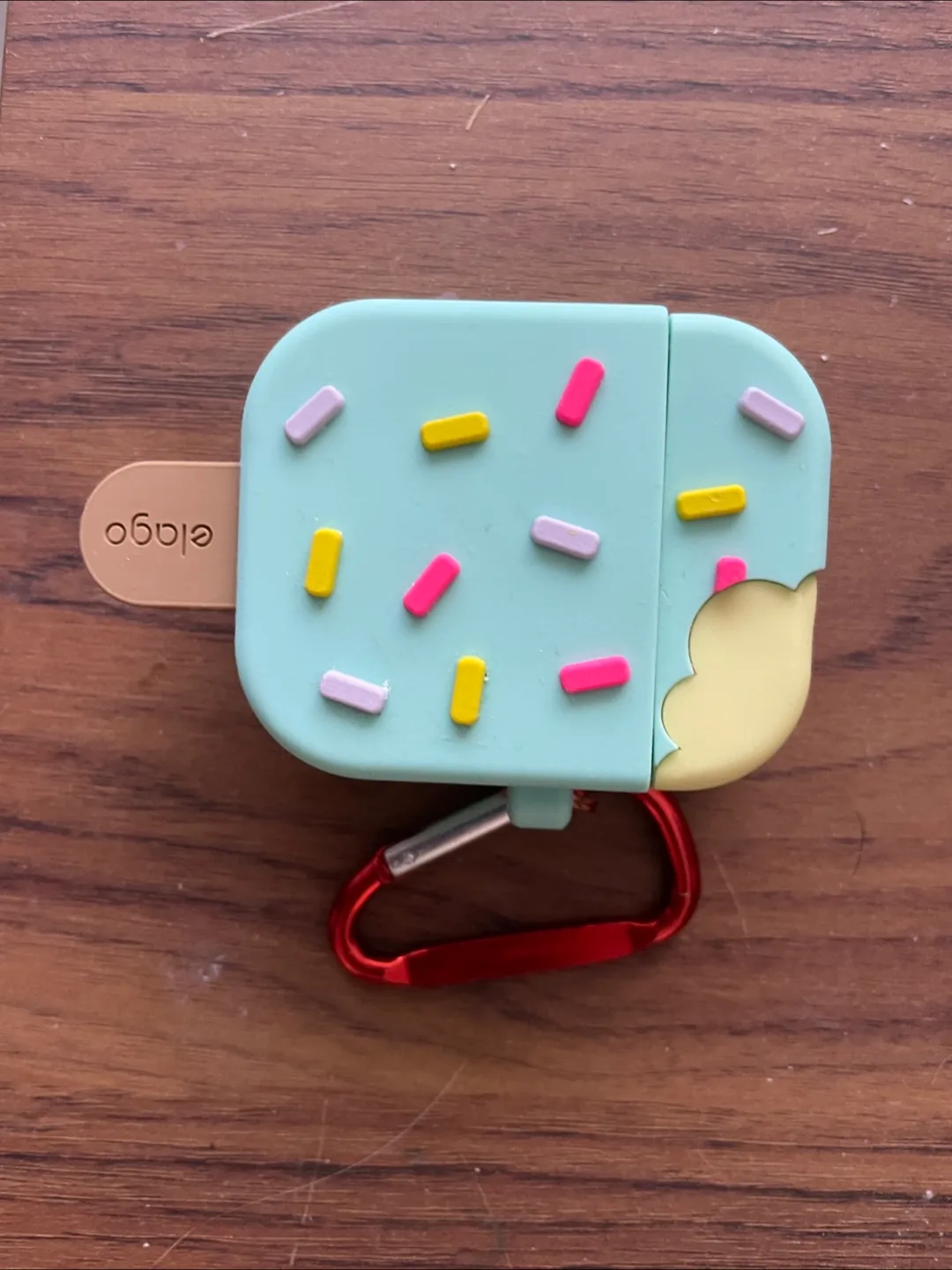Elago Ice Cream AirPods Case thumbnail