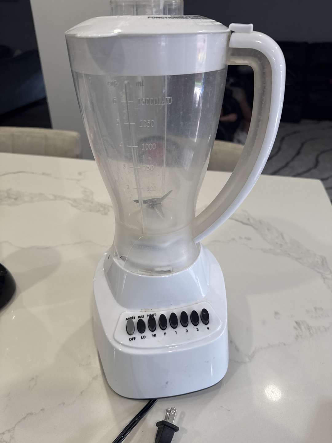 White Blender - Great for Smoothies!