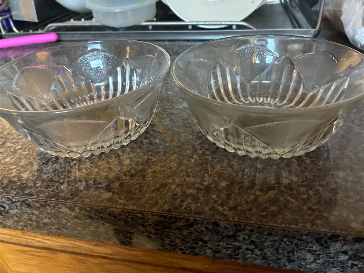 Set of 4 Clear Glass Bowls thumbnail