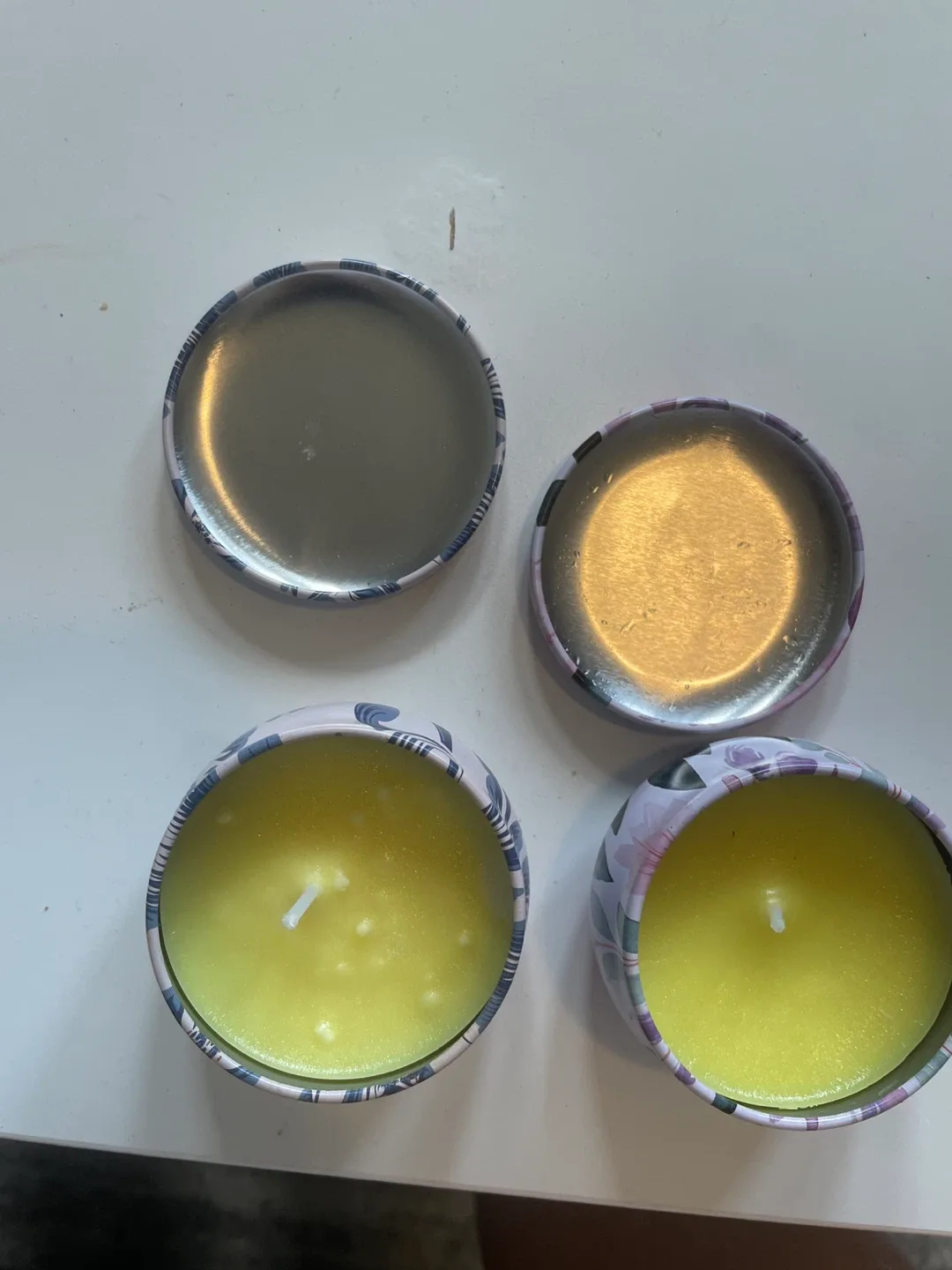 Scented Candles (Set of 2) thumbnail
